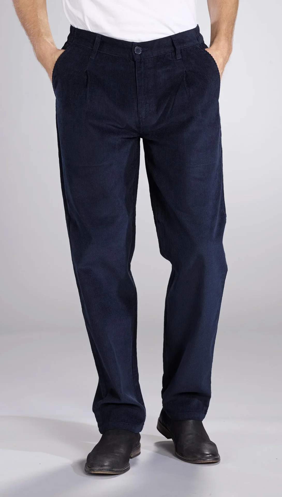 Cordhose, Farbe marine, Gr. 48 - 11