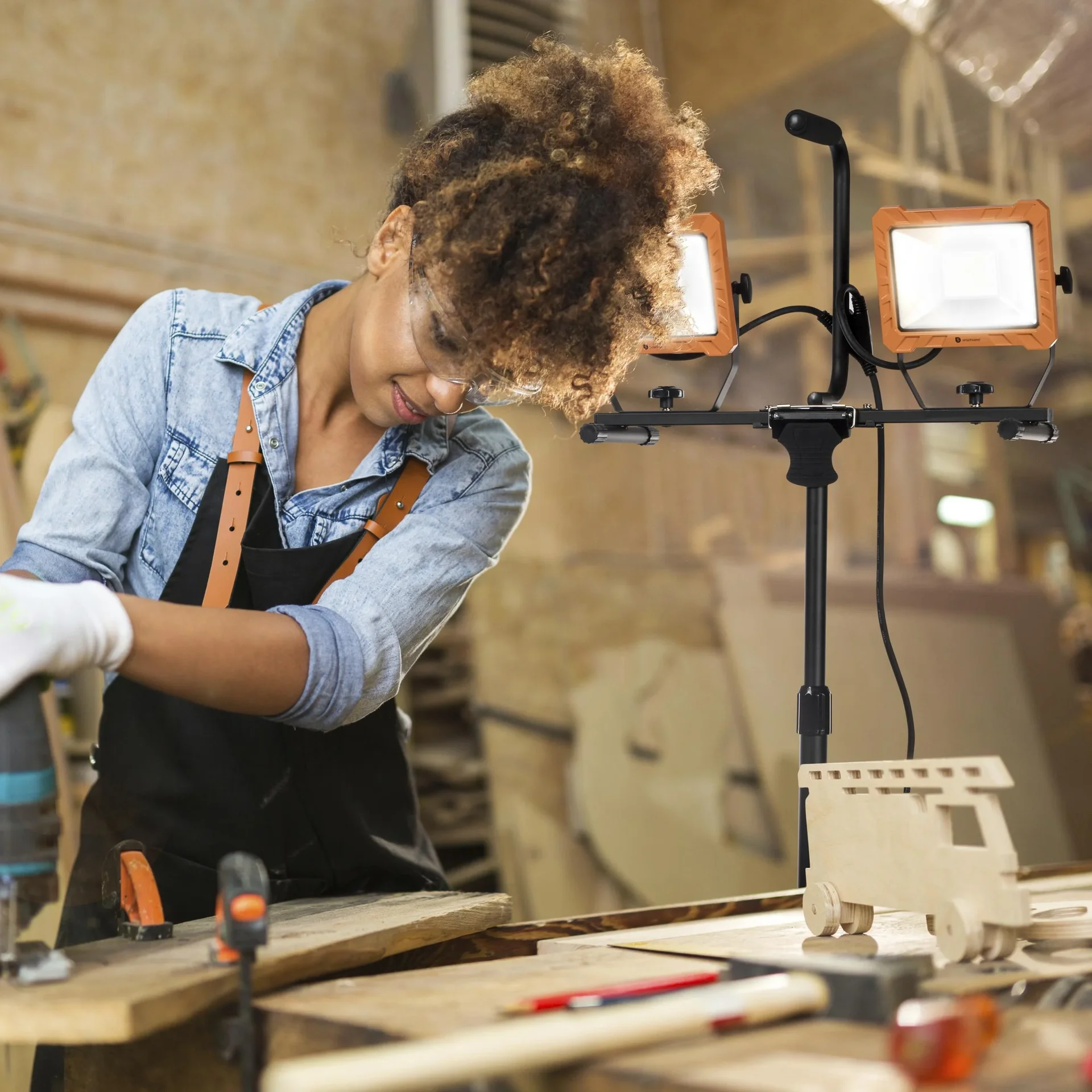 LED Stativ Doppelstrahler mit 2 x 30 Watt und 2400 Lumen - 8