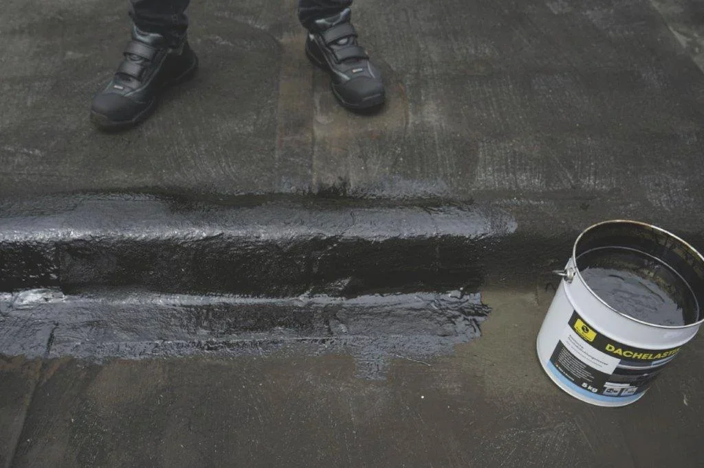 Dachelastik (Flüssigabdichtung), 5 kg Eimer für das Dach - 5