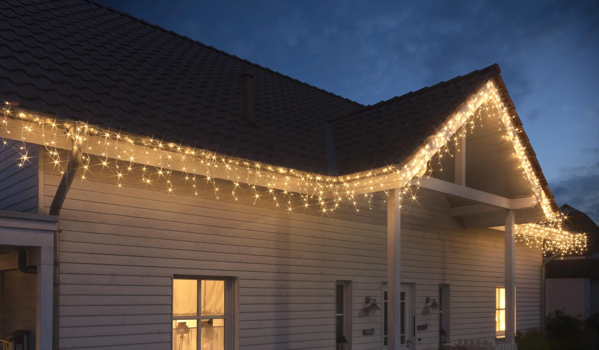 Eisregen Lichterkette mit 960 warmweißen LED - Länge 24 m - 0