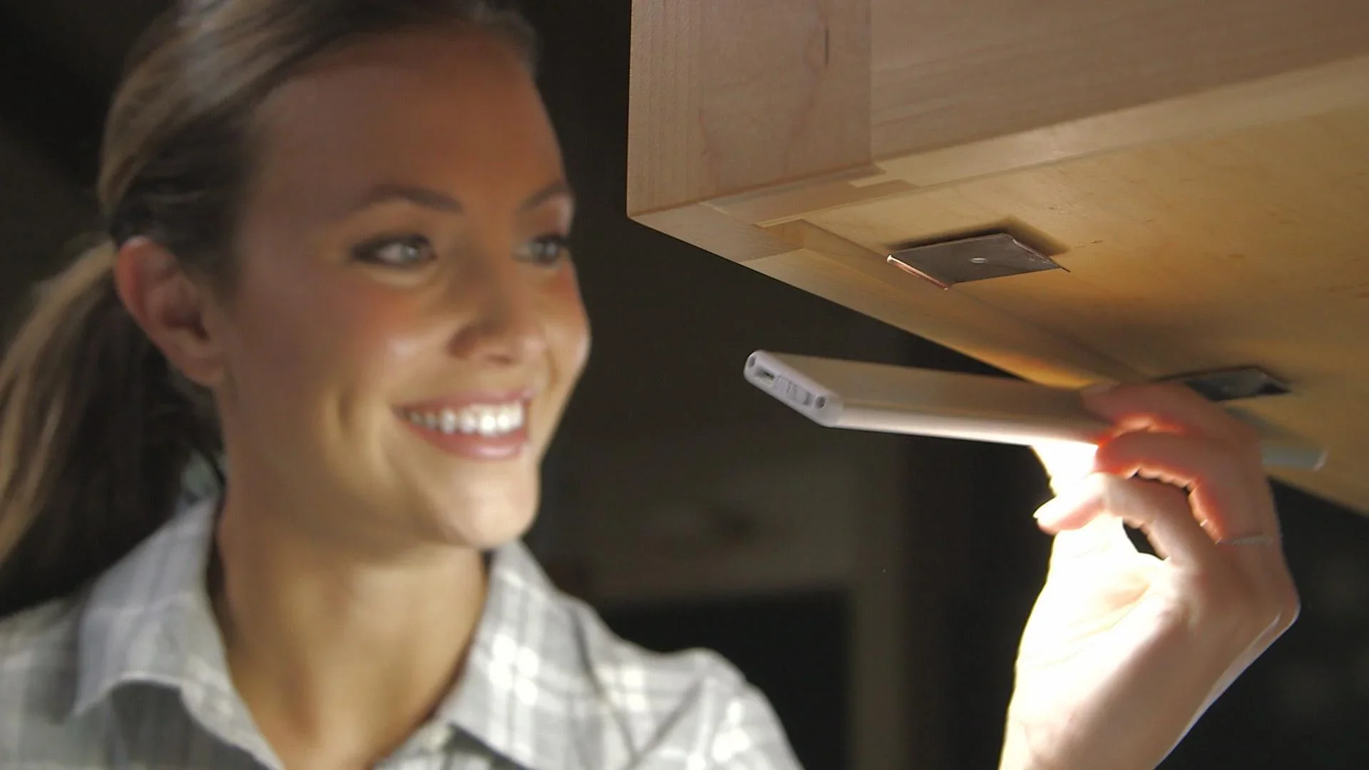 HandyLUX Slim Bright - Magnetische Power-Leiste mit Bewegungsmelder - 9