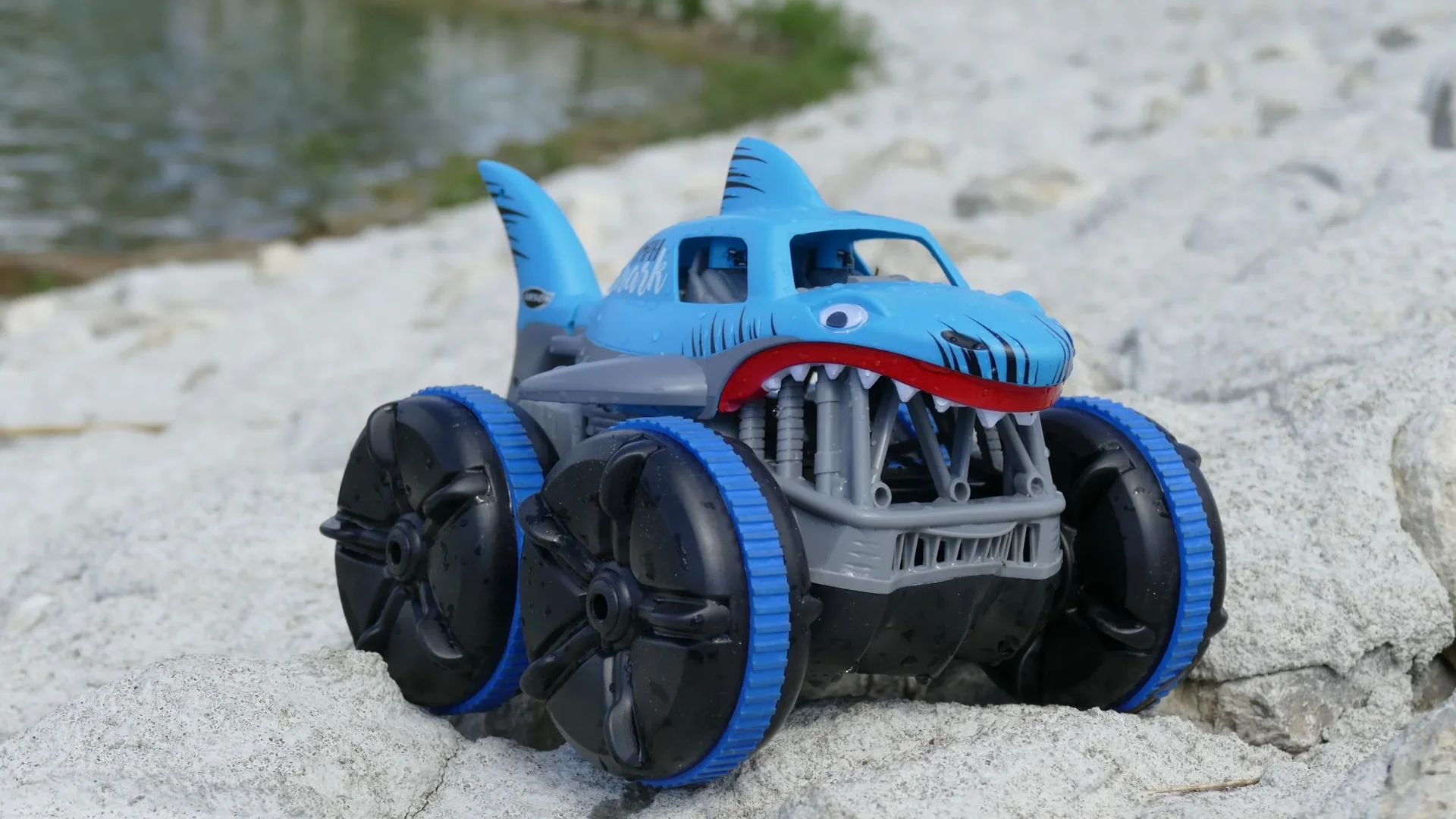 RC Fahrzeug Amphi Shark 2.4 GHz 100 % RTR - 3