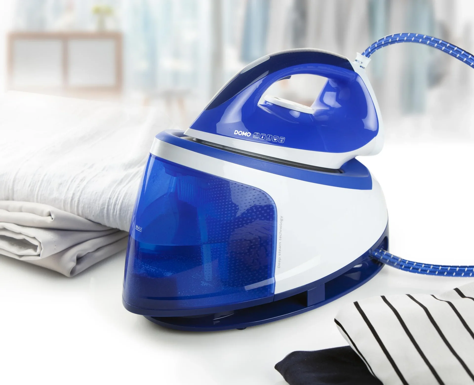 Bügelstation "DO1069S", 1,2 Liter Wassertank, 5 bar, 2200 Watt -Dampfbügeleisen - 1