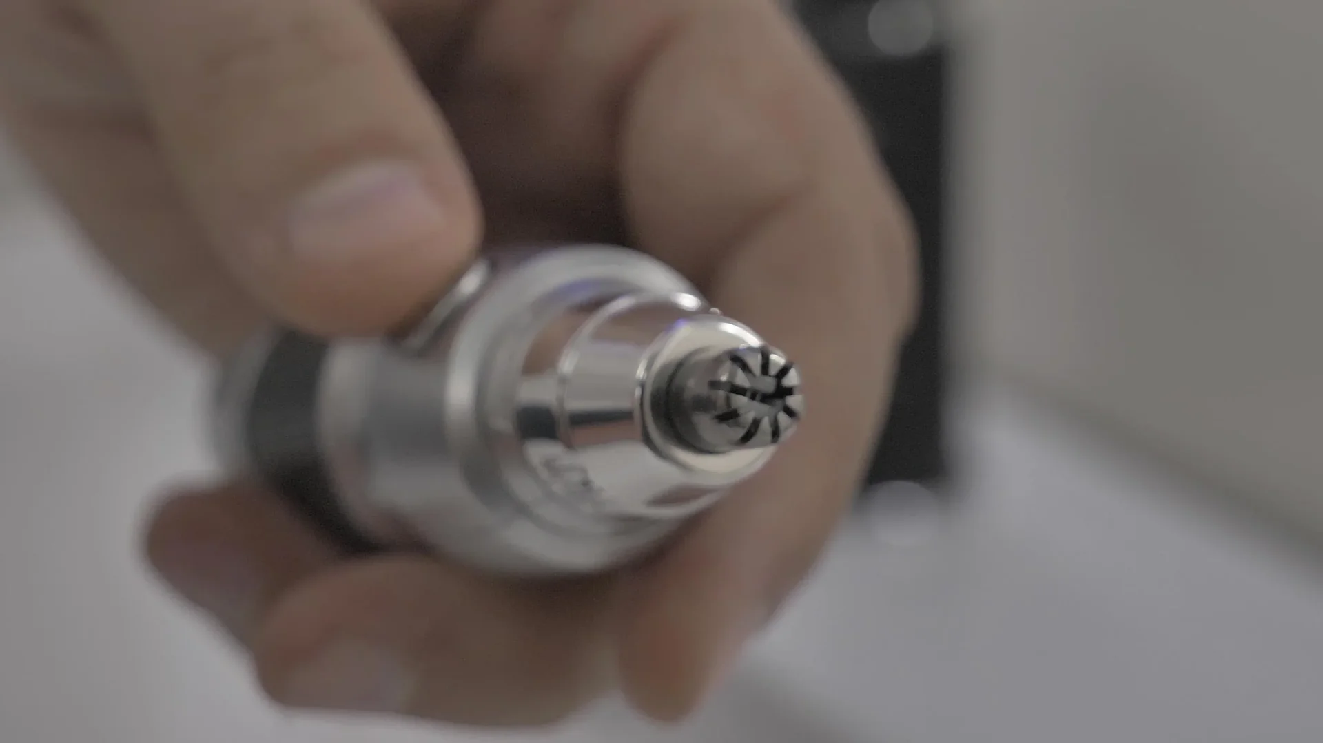 Nasen- und Ohrhaarschneider - 1