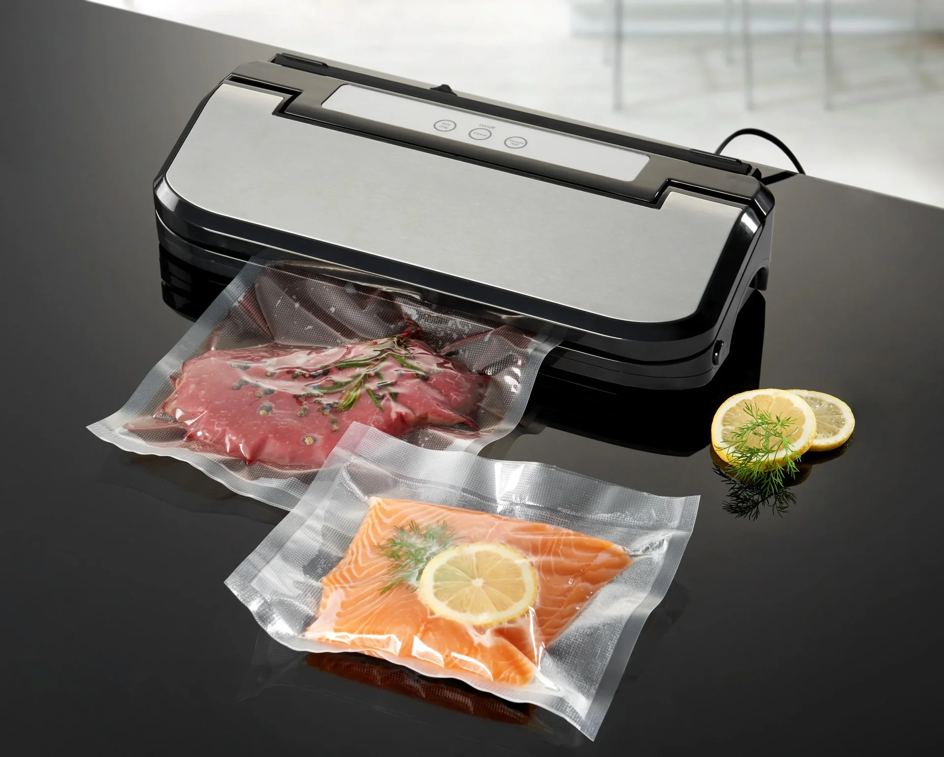 Edelstahl Vakuumierer, 150 W, GRATIS: 2 Rollen (22x500 und 28 x500 cm) + 5 Tüten - 0