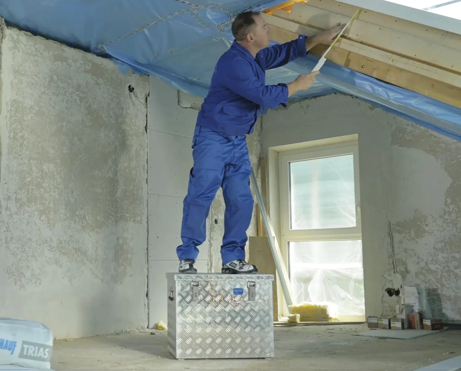 Riffelblechbox EXTREME, 375L - 4