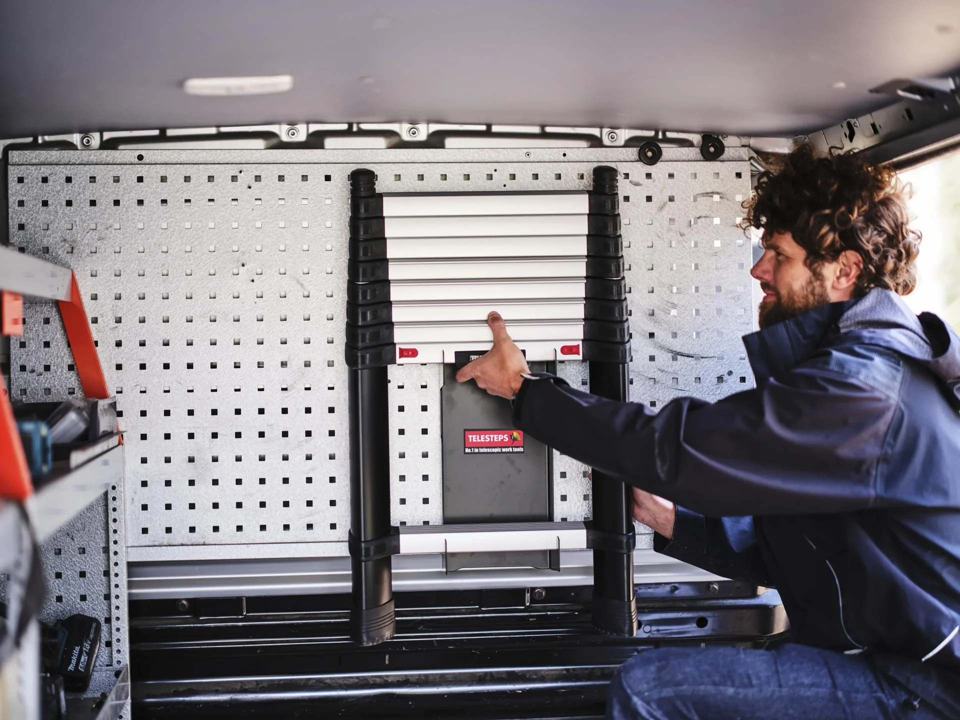 Wandhalterung zu Anlegeleitern - 2