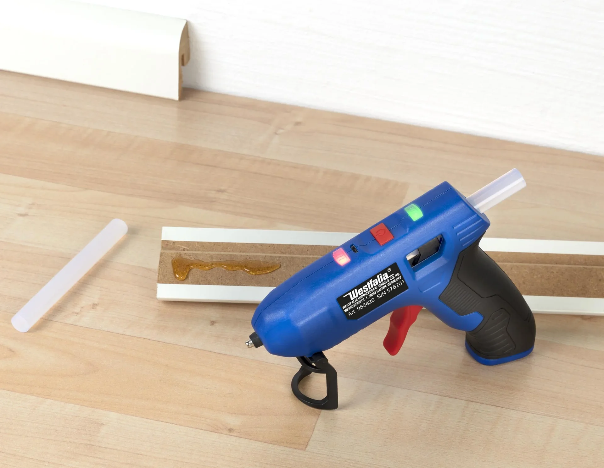 Heißklebepistole 4 Volt - 5