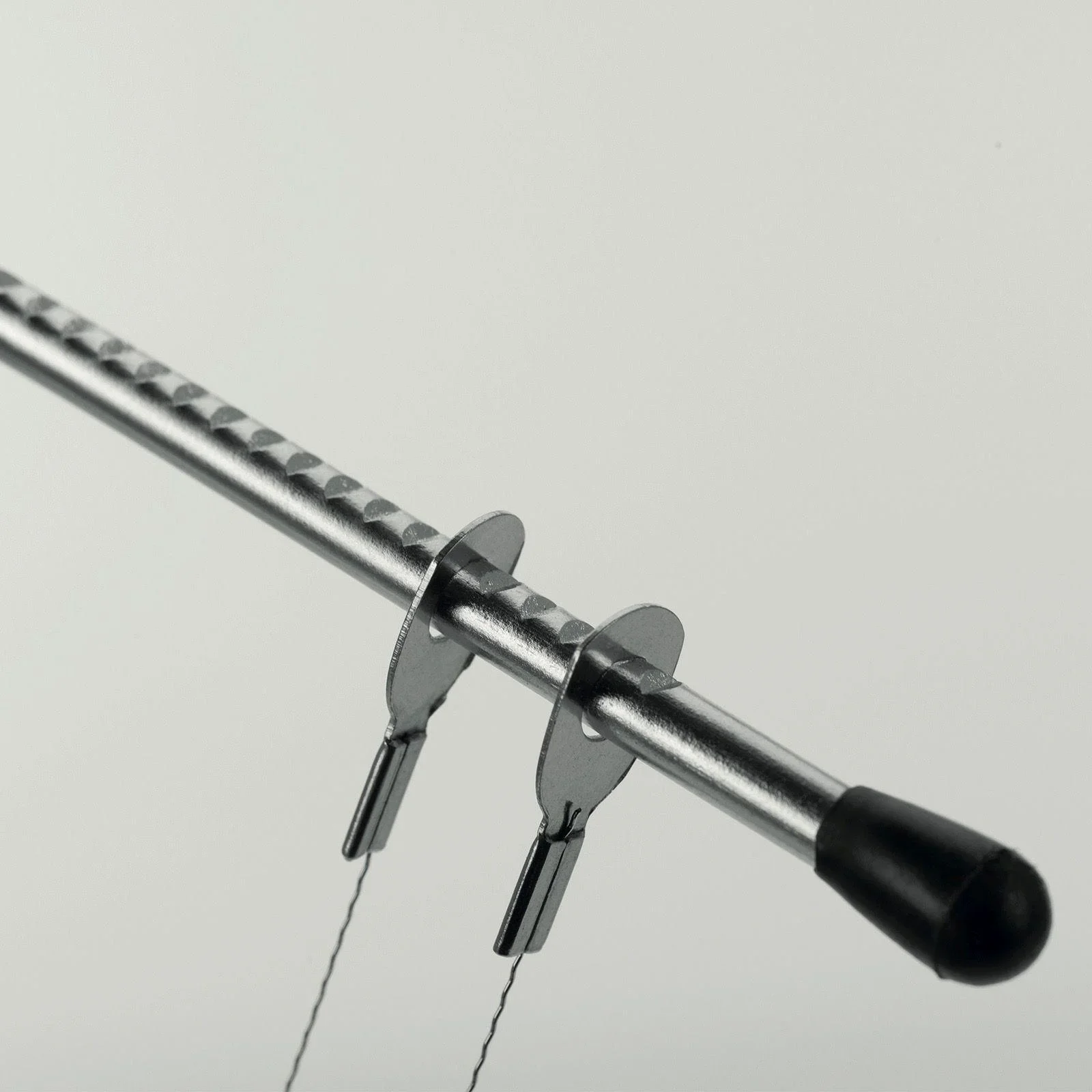 Tortenbodenteiler Simplex-Duomit zwei gezahnten Schneiddrähten - 1