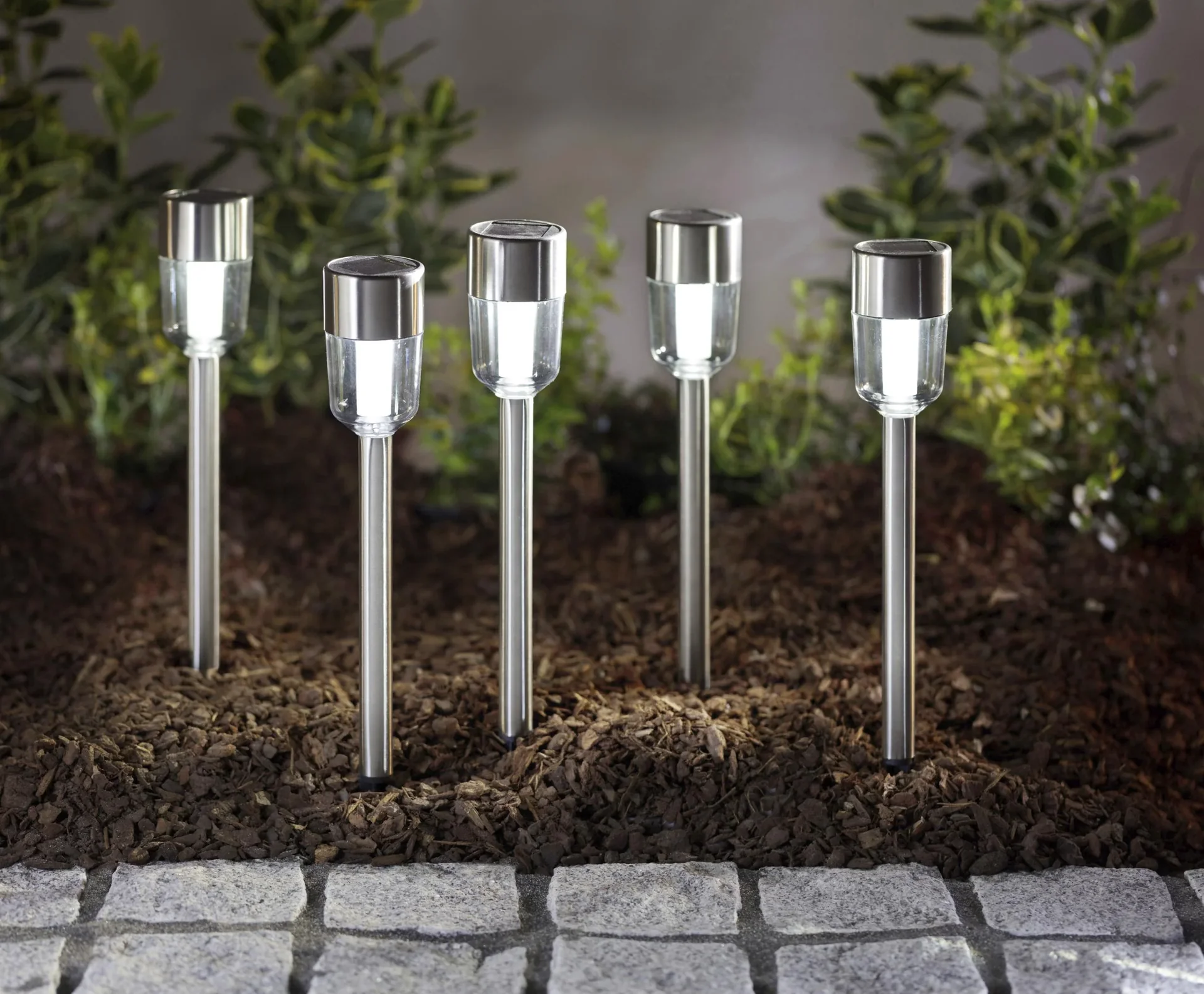 5er Set Edelstahl Solar-Leuchten mit satinierter Glasoptik - 1