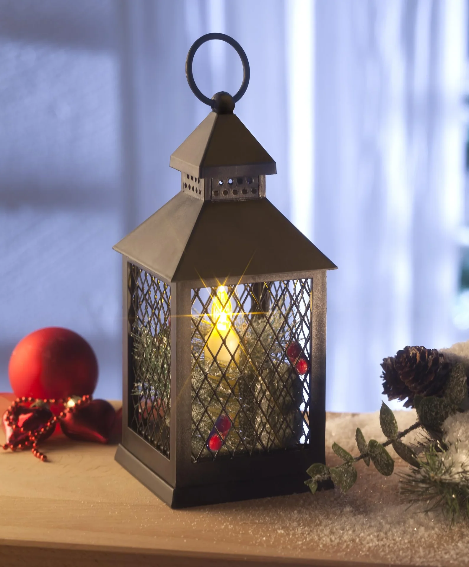 Laterne mit LED Kerze, Weihnachtsdeko und Timer - 0