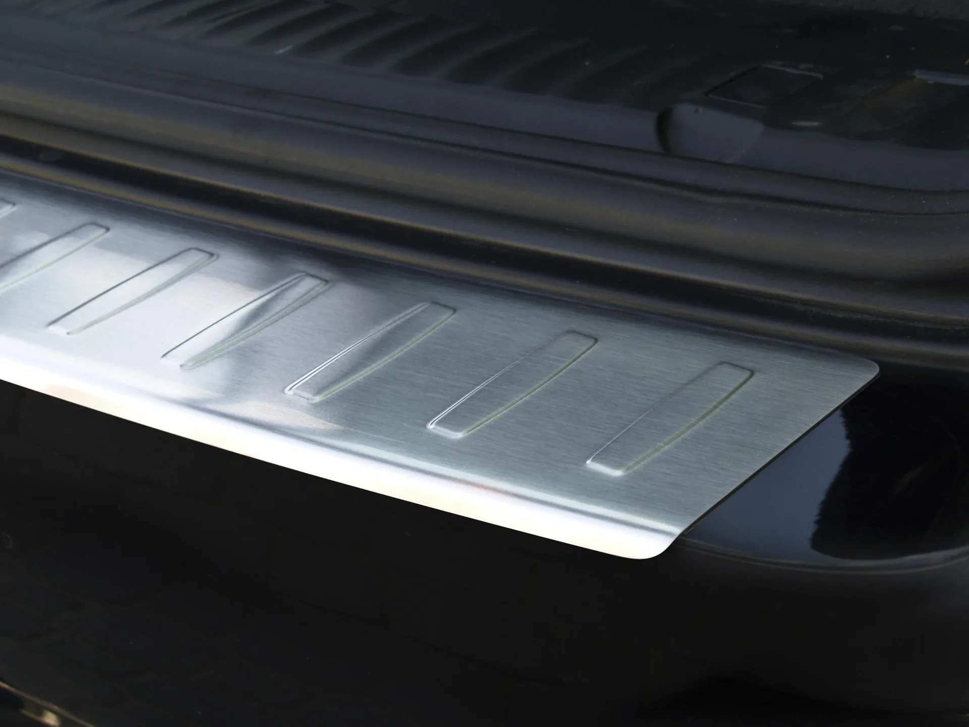 Ladekantenschutz BMW Serie 5 E61 Touring Baujahr 2007-2010/ Edelstahl - 0