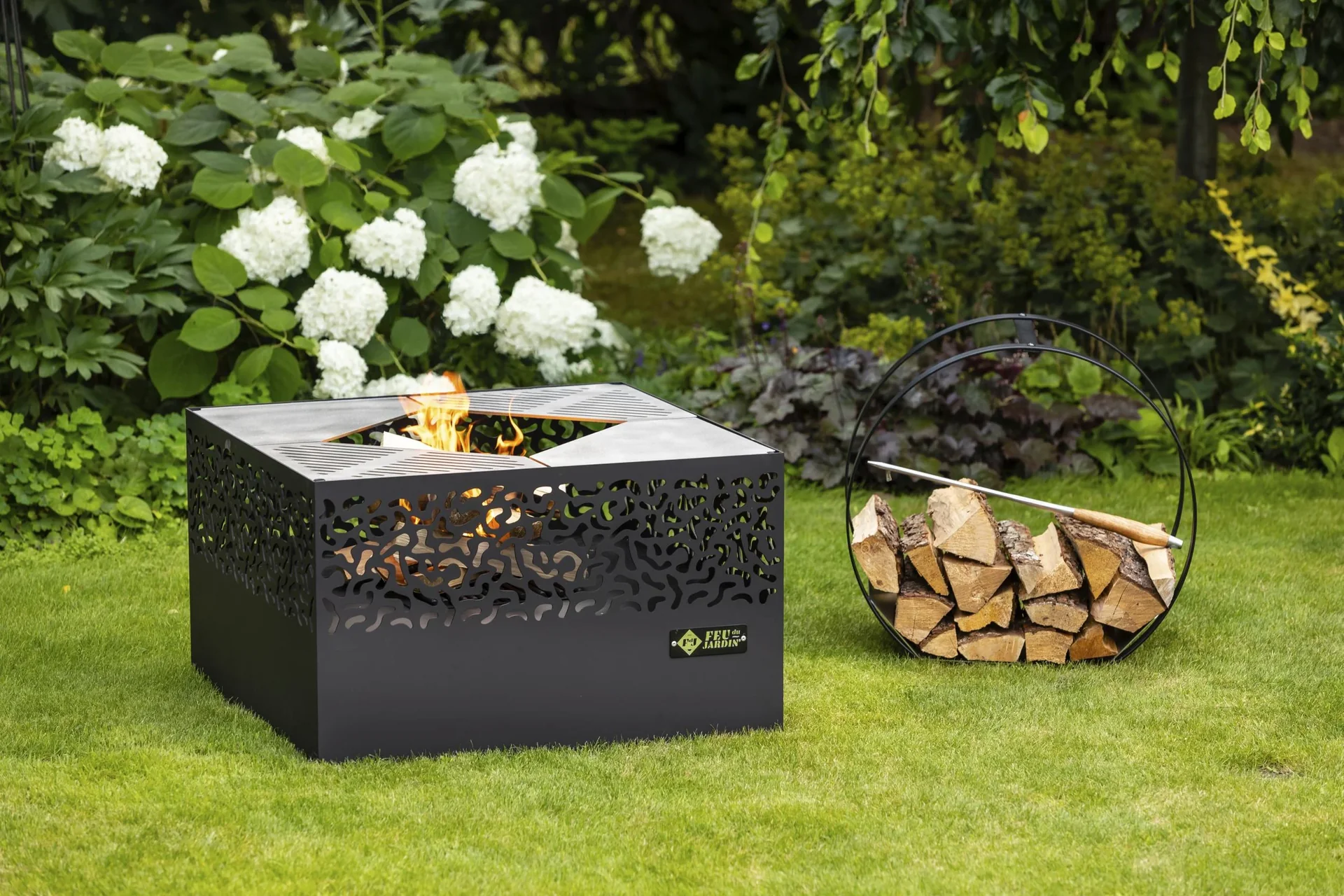 Holzregal - REQ ROUND - 1