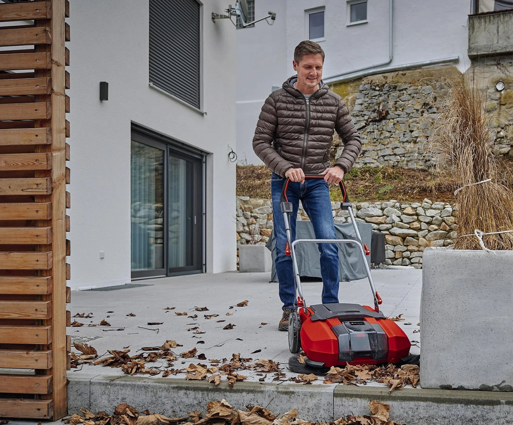 Akku-Kehrmaschine TE-SW 18/610 18 V, 20 Liter - 1