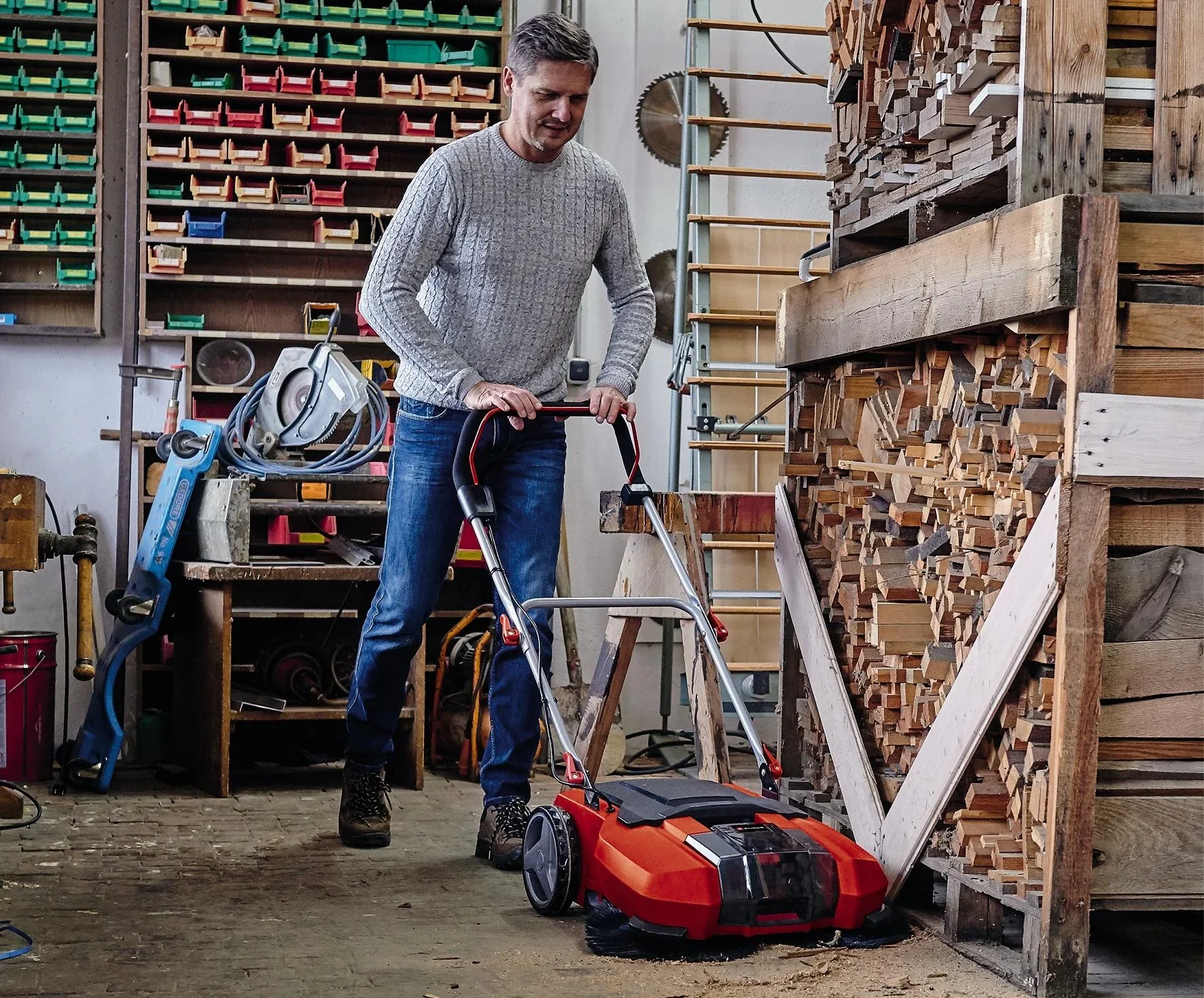 Akku-Kehrmaschine TE-SW 18/610 18 V, 20 Liter - 6