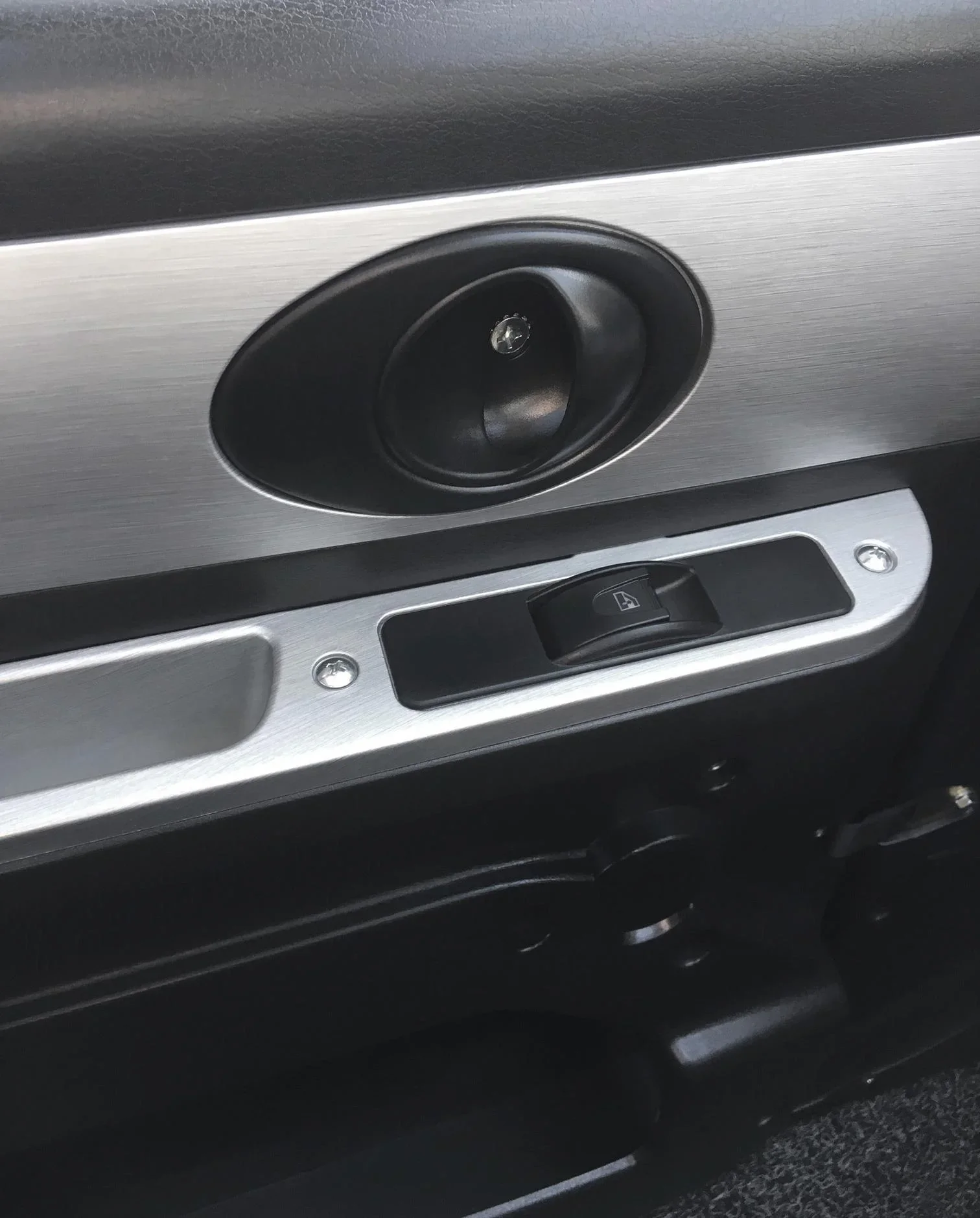 3-Rad E-Kabinenfahrzeug eLizzy Premium 25 km/h rot, mit Vor-Ort-Einweisung - 0