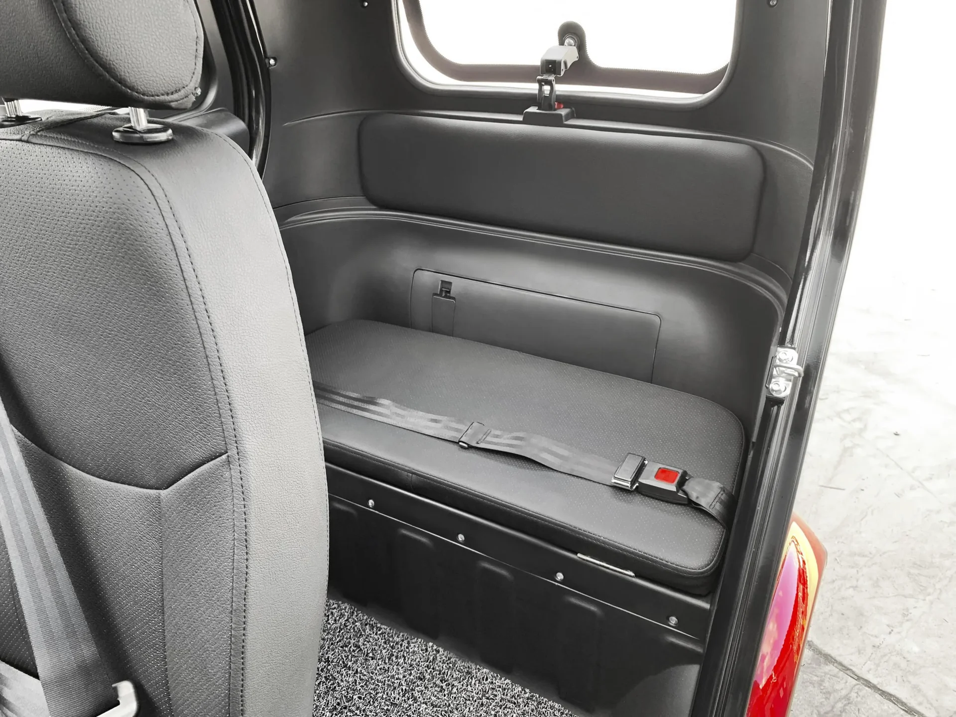 3-Rad E-Kabinenfahrzeug eLizzy Premium 25 km/h rot, mit Vor-Ort-Einweisung - 3