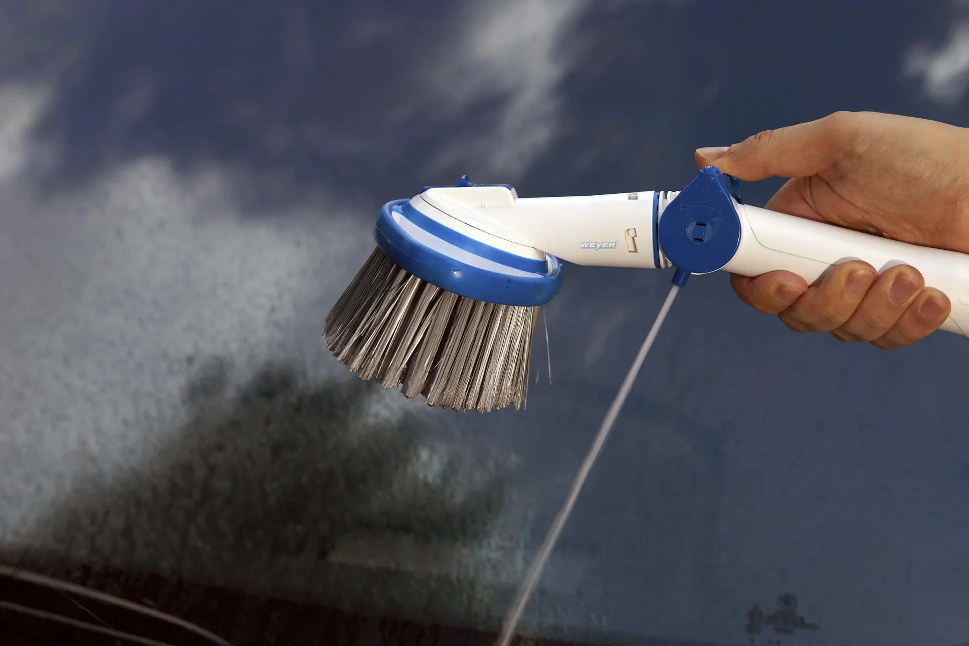 Handwaschbürste WEYER BRUSH - Soft - mit 2 Sprühdüsen - 7