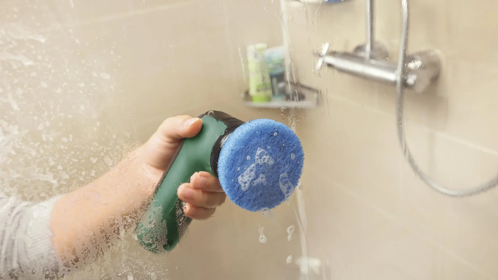 UniversalBrush Akku-Reinigungsbürste - 8