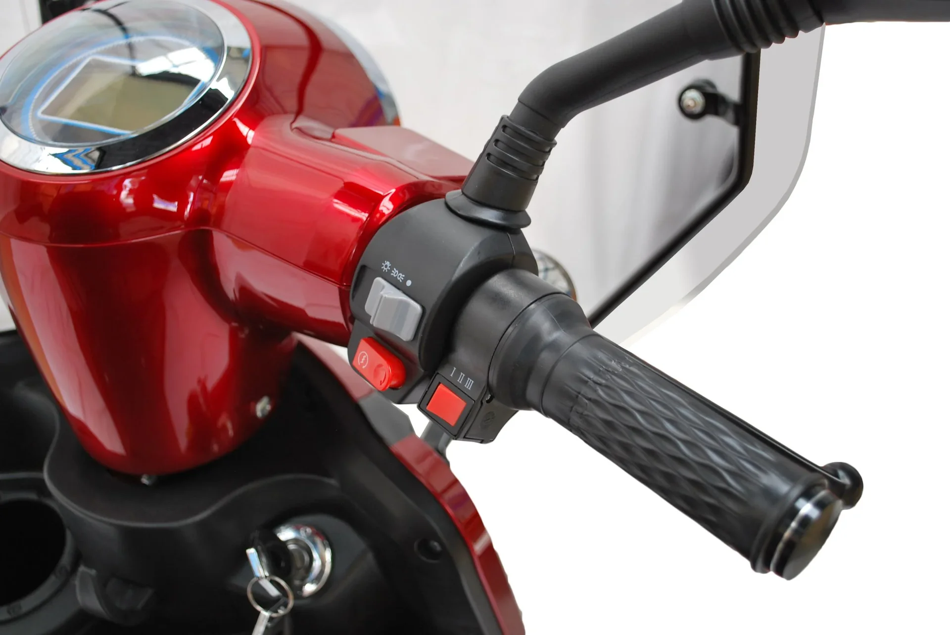 E-Scooter rot - 4 Räder - 25 km/h - mit Dach - Seniorenmobil - 4