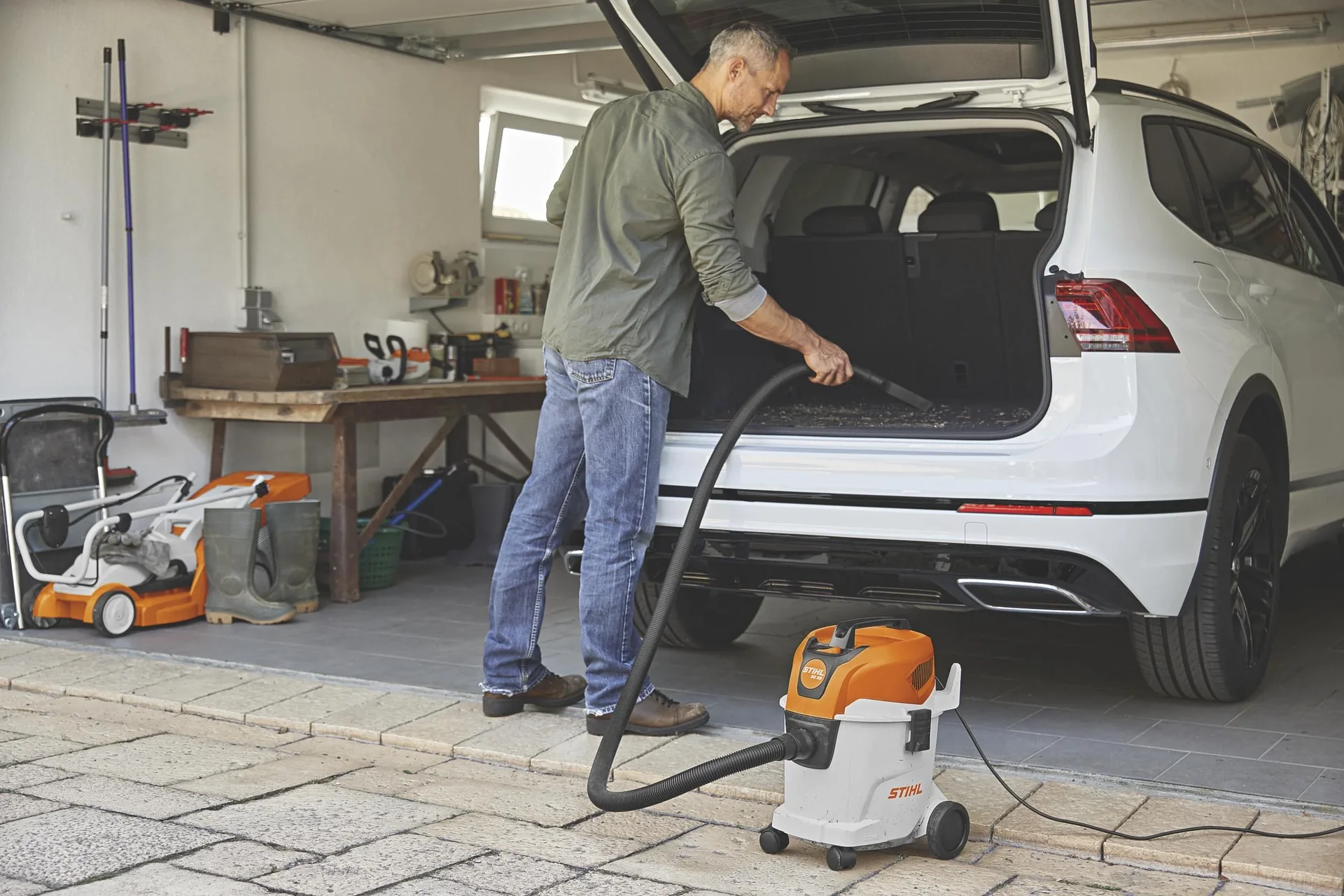 Nass- und Trockensauger SE 33 - 0