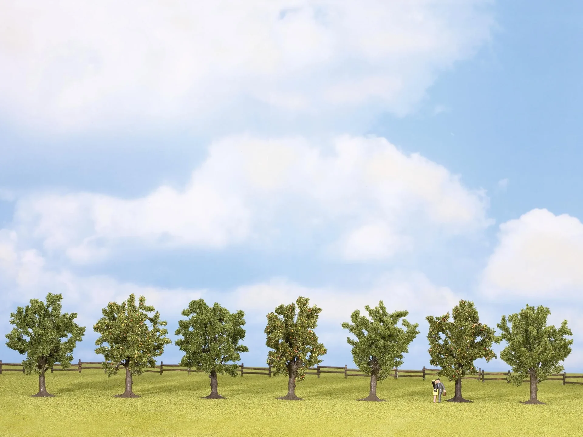 Obstbäume, grün, 7 Stück, ca. 8 cm hoch - 0