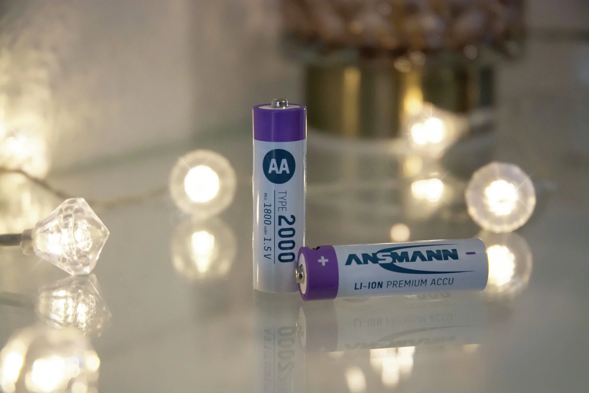 Lithium Ionen Mignon (AA) Akkus USB-C - 4 Stück, Sicherheitsabschaltung - 0