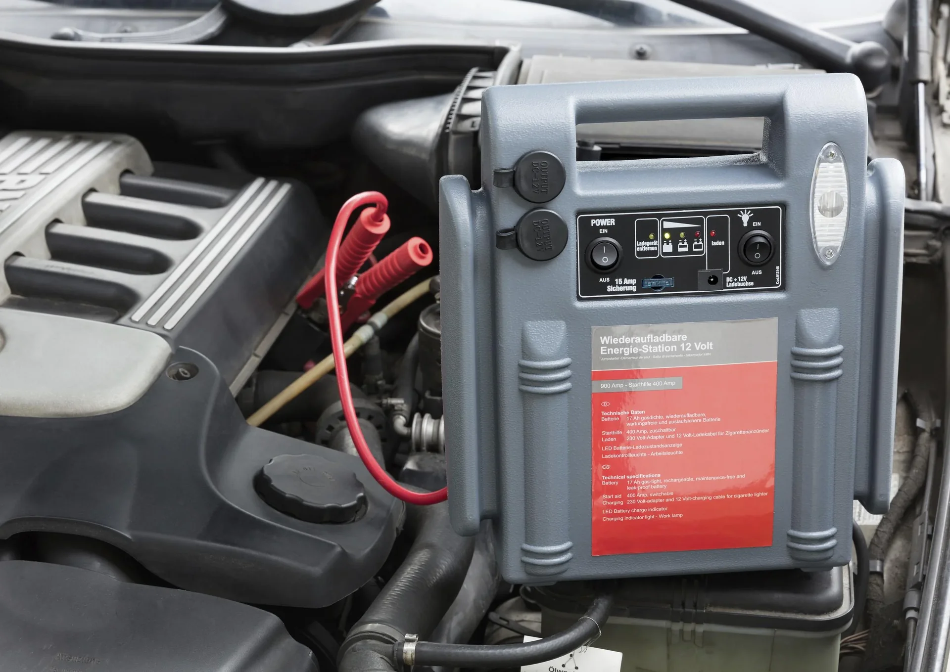 Powerpack 900 A - 15 AH - 12 Volt - 3 in 1 - Starthilfe - Arbeitsleuchte - Energie-Station - 0