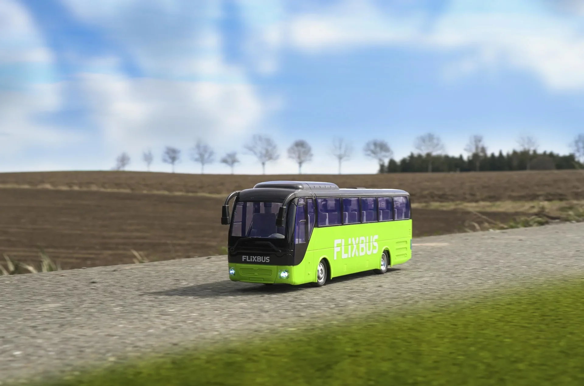 FlixBus 2.4 GHz 100% RTR - 3