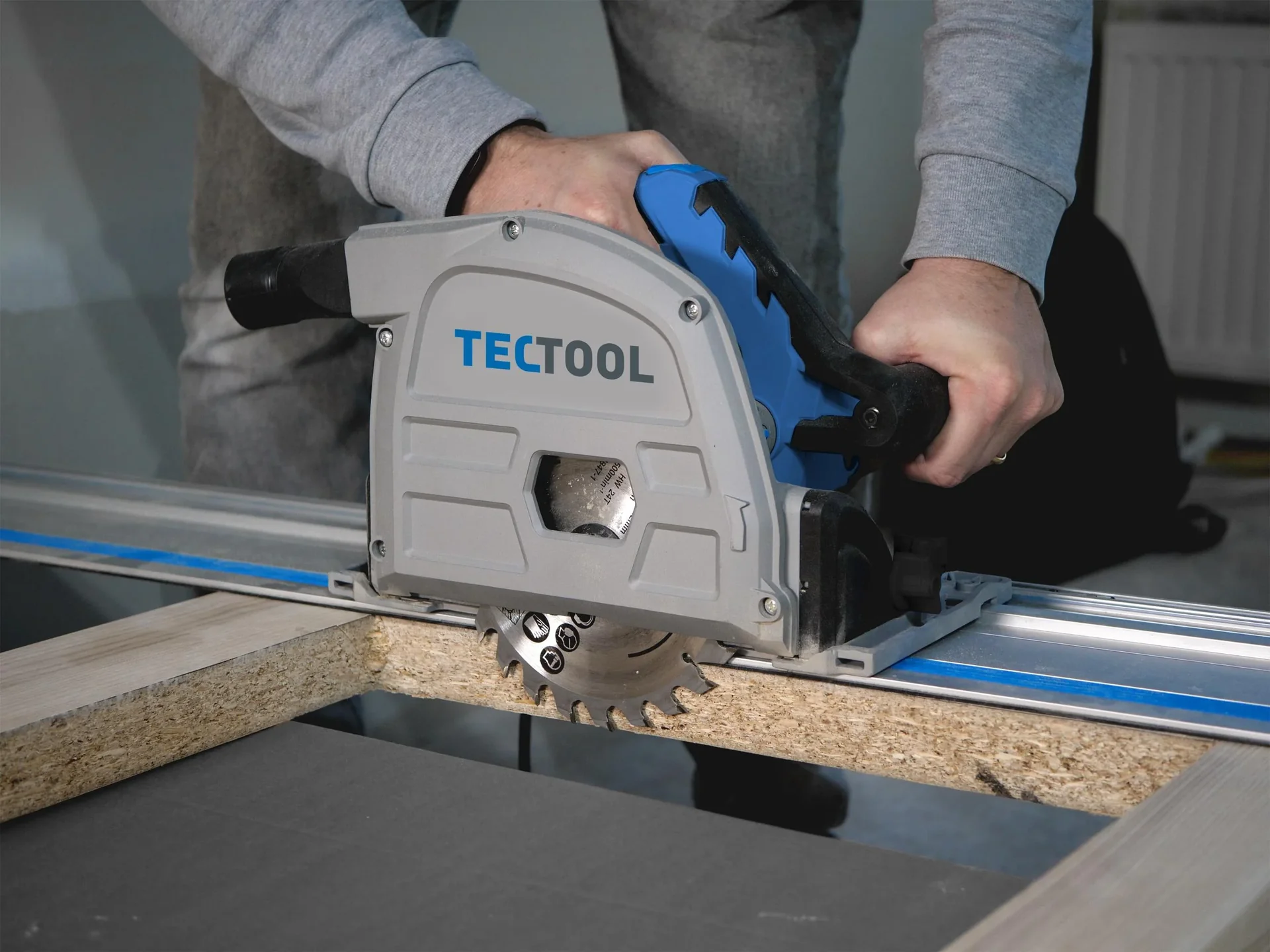 Tauchsäge, 1200 W mit Führungsschiene, 70 cm - 2