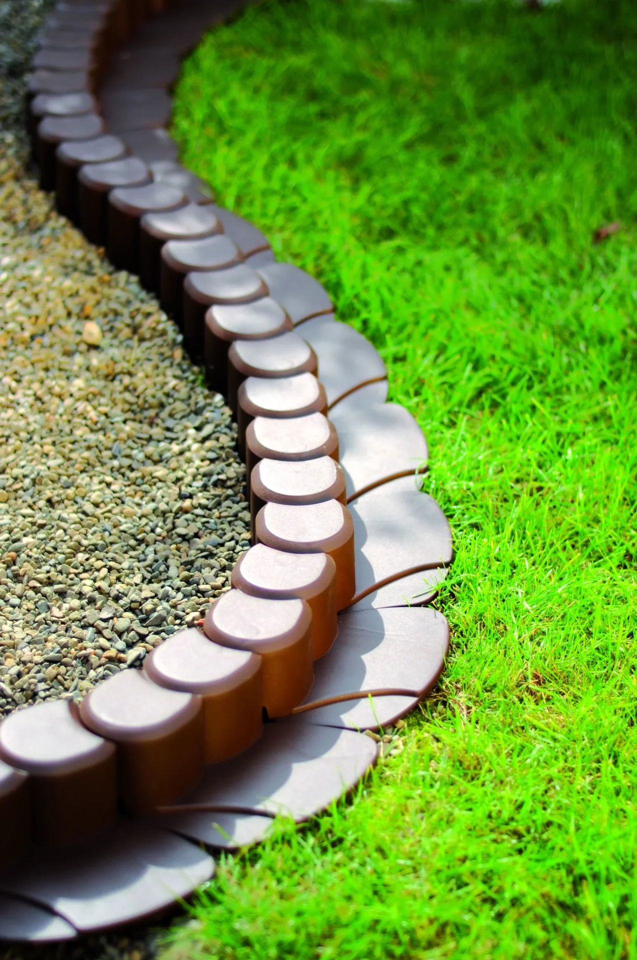 Beeteinfassung HAPPY GRASS, braun - 16 Stück - 2,05 m - 4