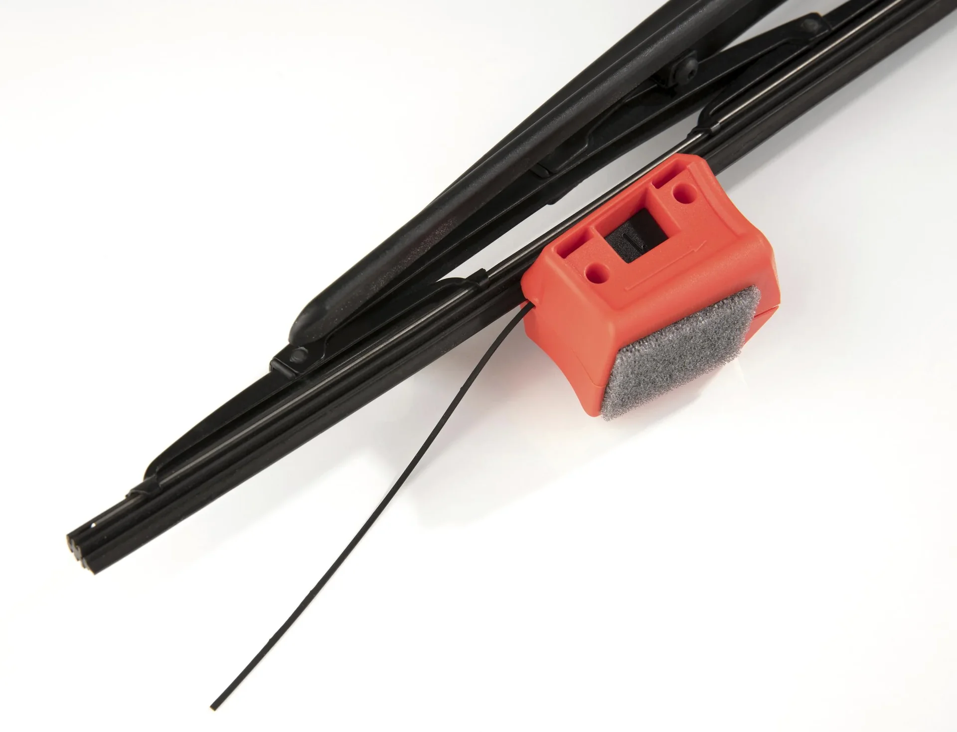 Wischblattschneider DUAL.CUT - inklusive Reinigungsschwamm - 4