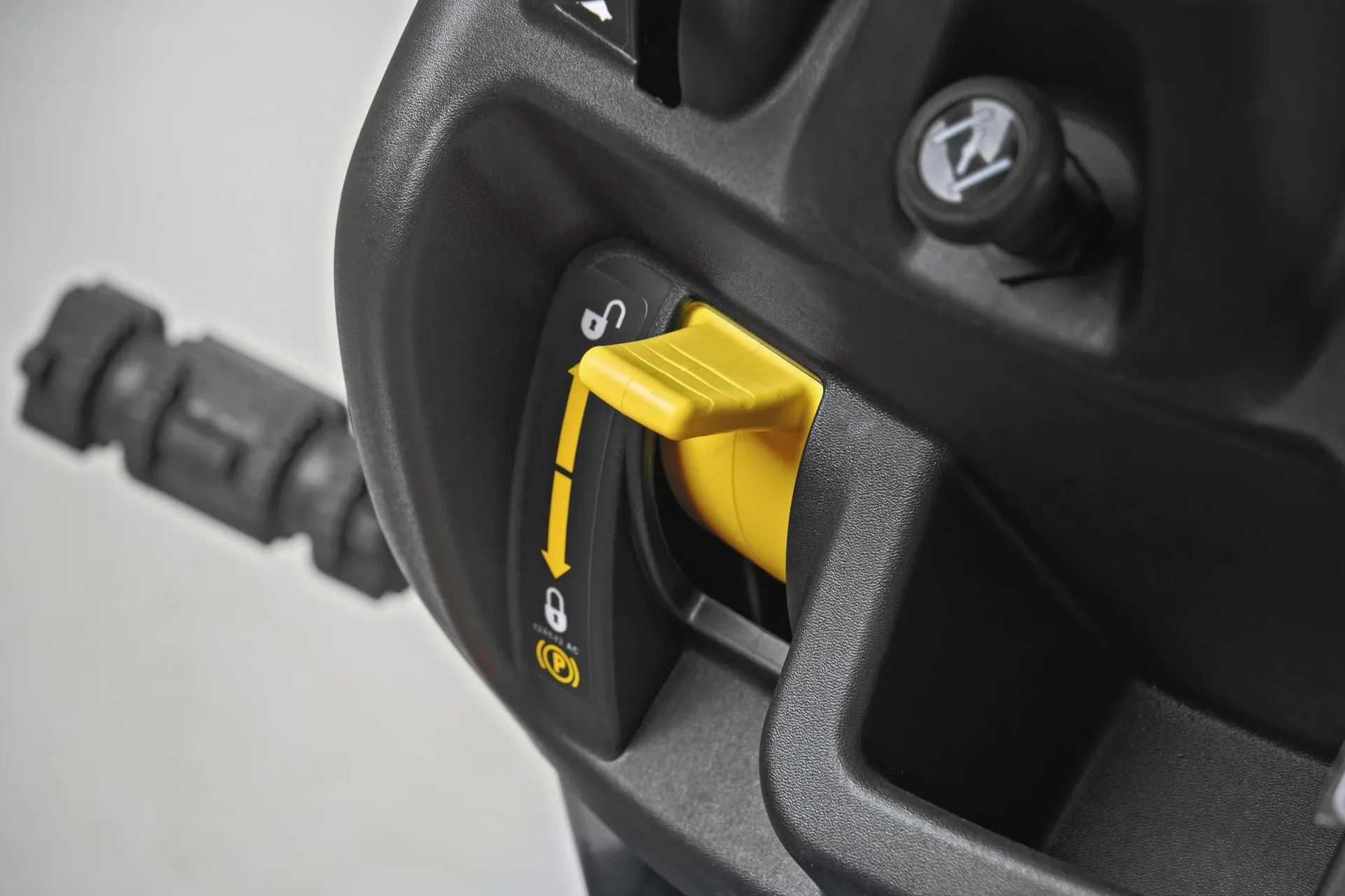 Rasentraktor - Horse 107T-S - 6