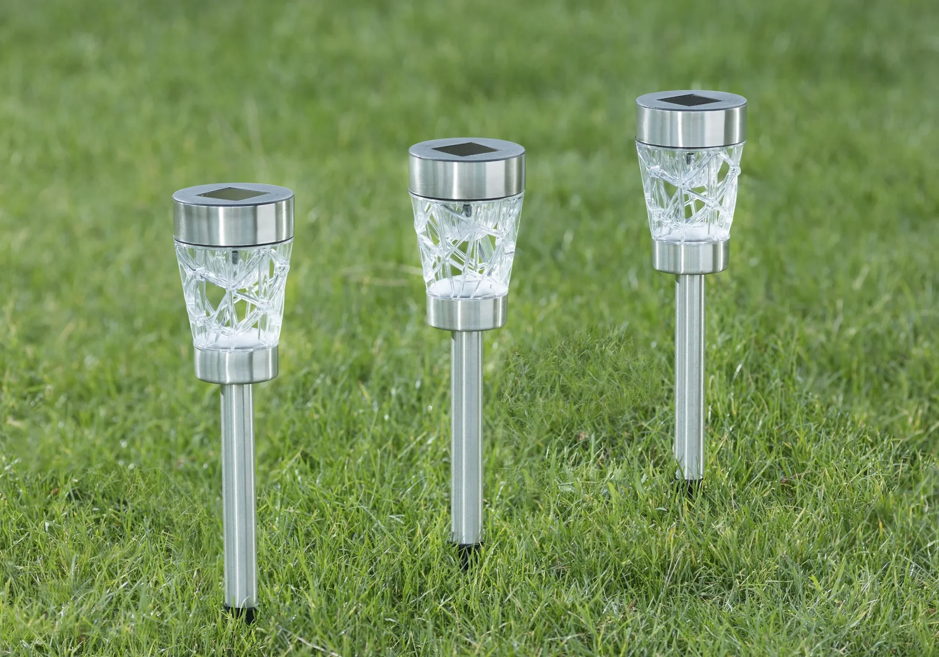 Rotierende Solar Leuchte mit Farbwechsel - 3er Set - 4