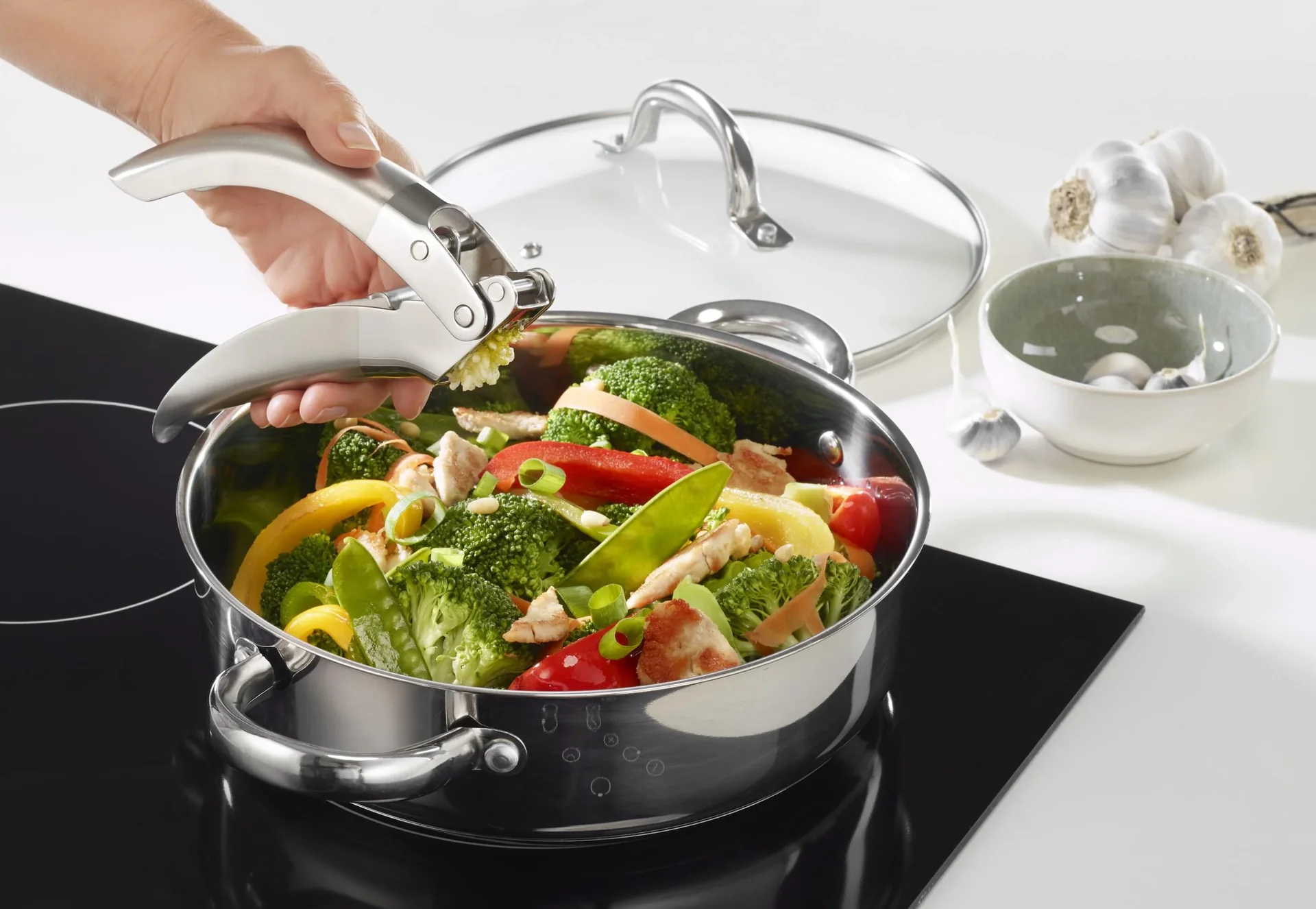 Brat- und Servierpfanne mit Glasdeckel "Montreal", Edelstahl, 24 cm, 2,8 Liter - 0