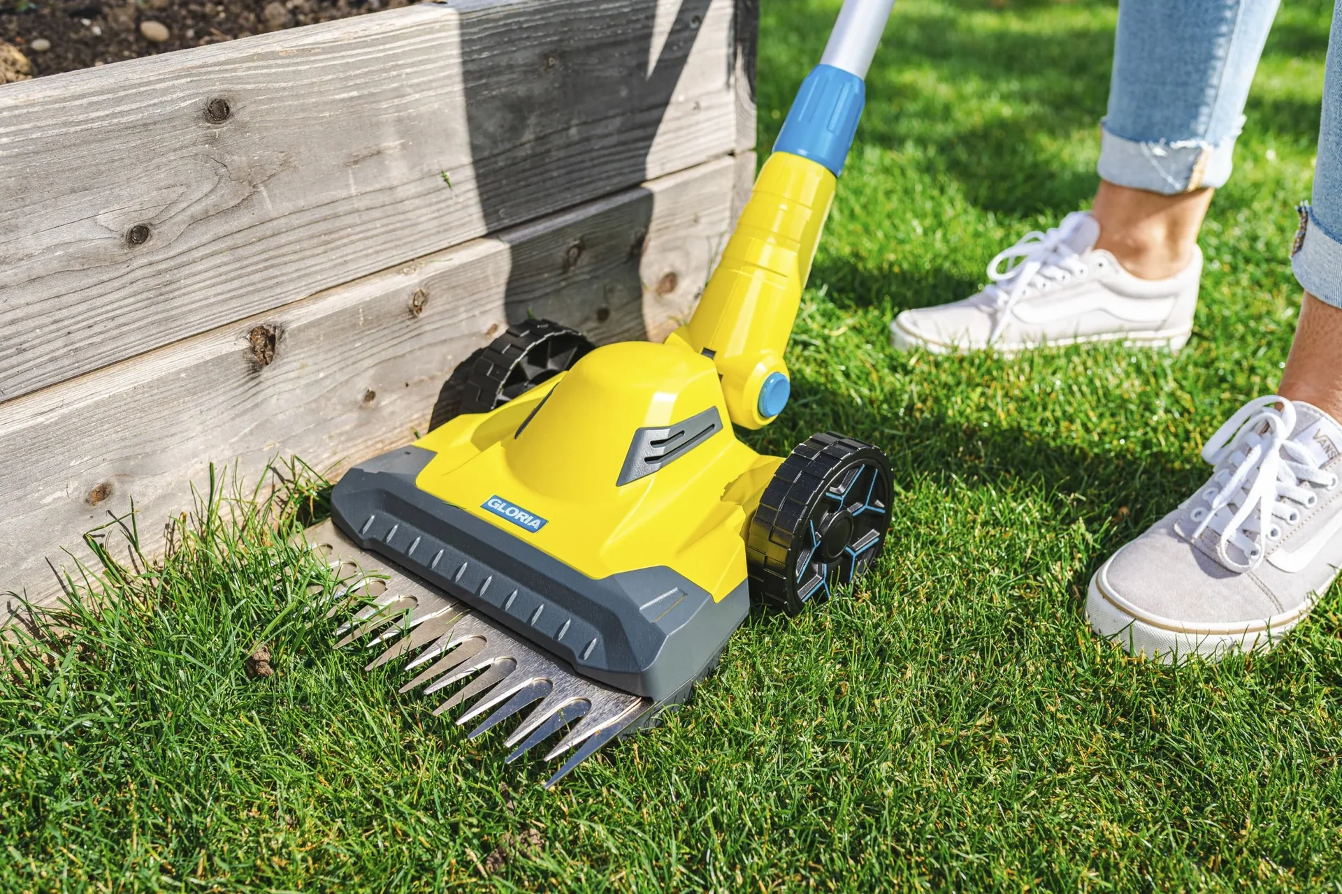 Akku Rasen- und Kantenschneider FineCut 18 Volt, inklusive Akku - 1