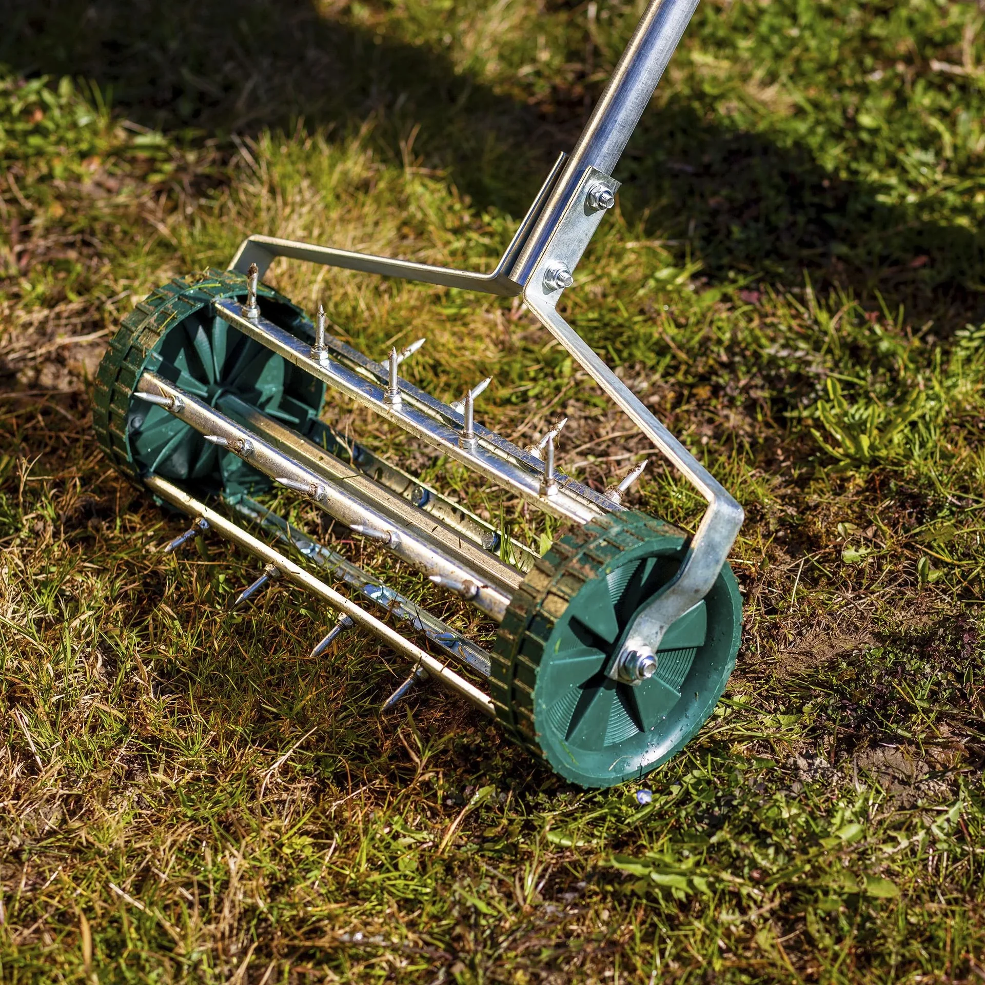Rollender Rasen-Lüfter - 1