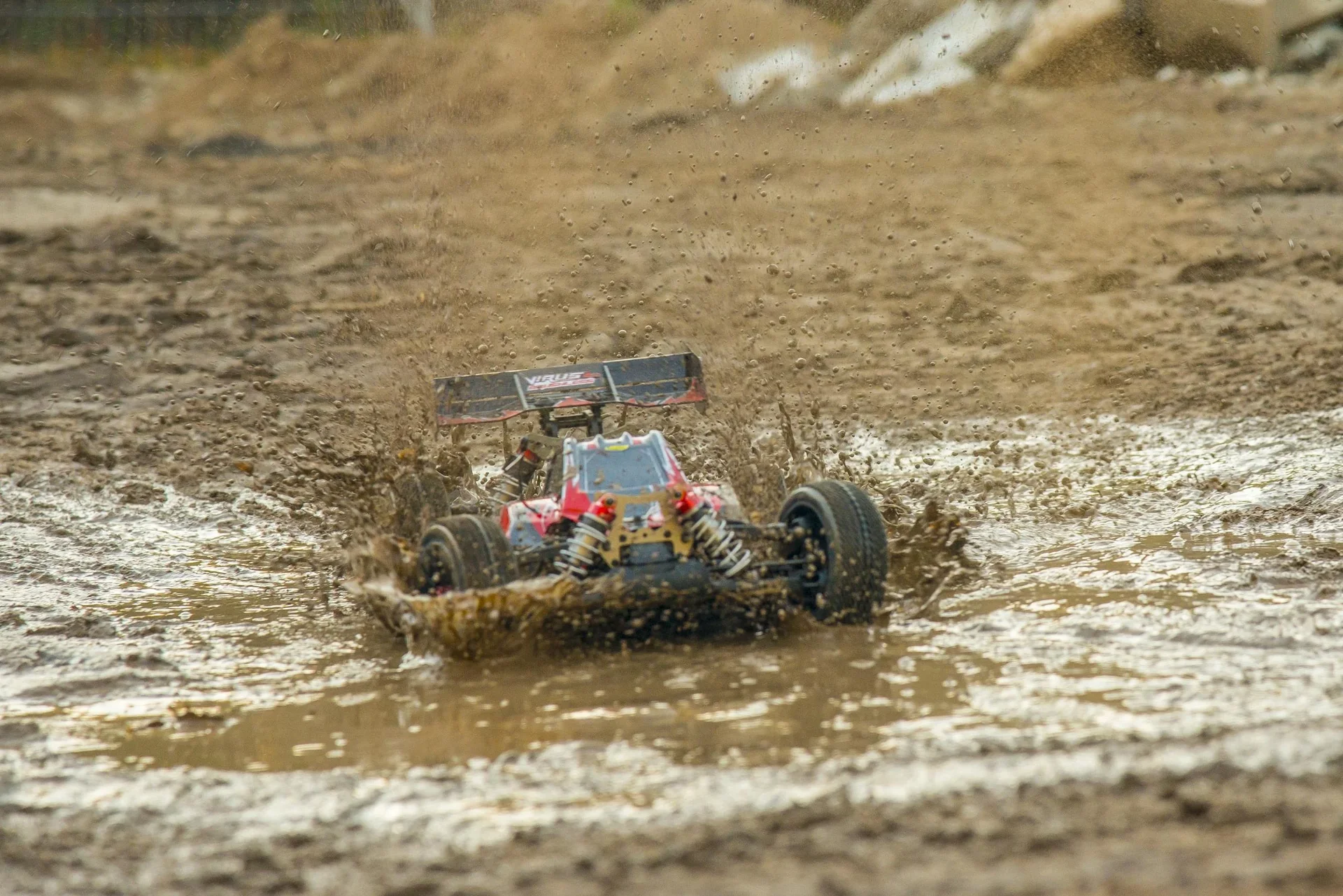 Virus 4.1 4S BL 2.4G 100% RTR, Maßstab 1:8 - 7