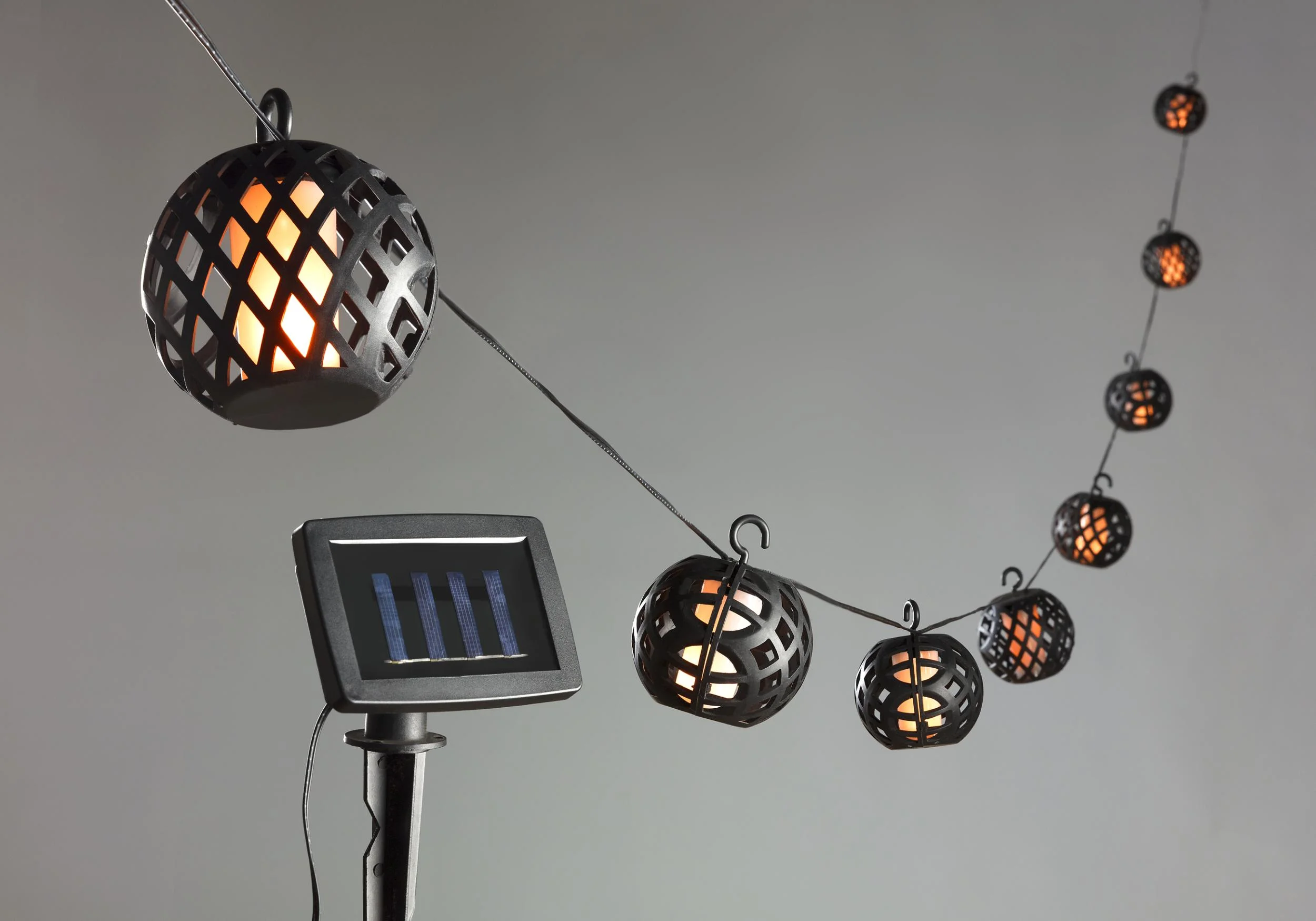 Solar LED-Lichterkette mit realistischem Flammeneffekt - 7