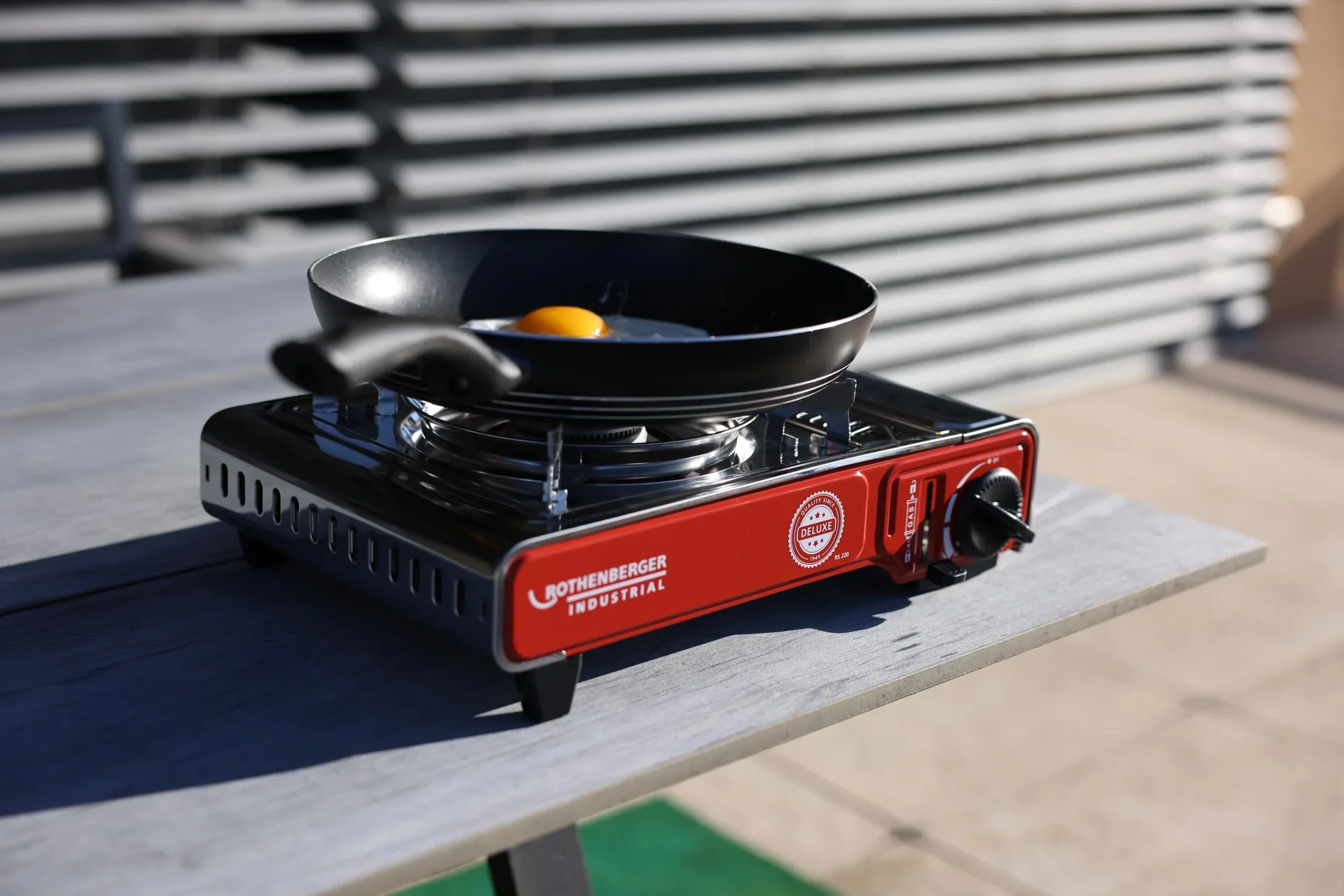 Kompakter Gas-Tischkocher Deluxe RS 220 mit integriertem Kartuschenfach - 6