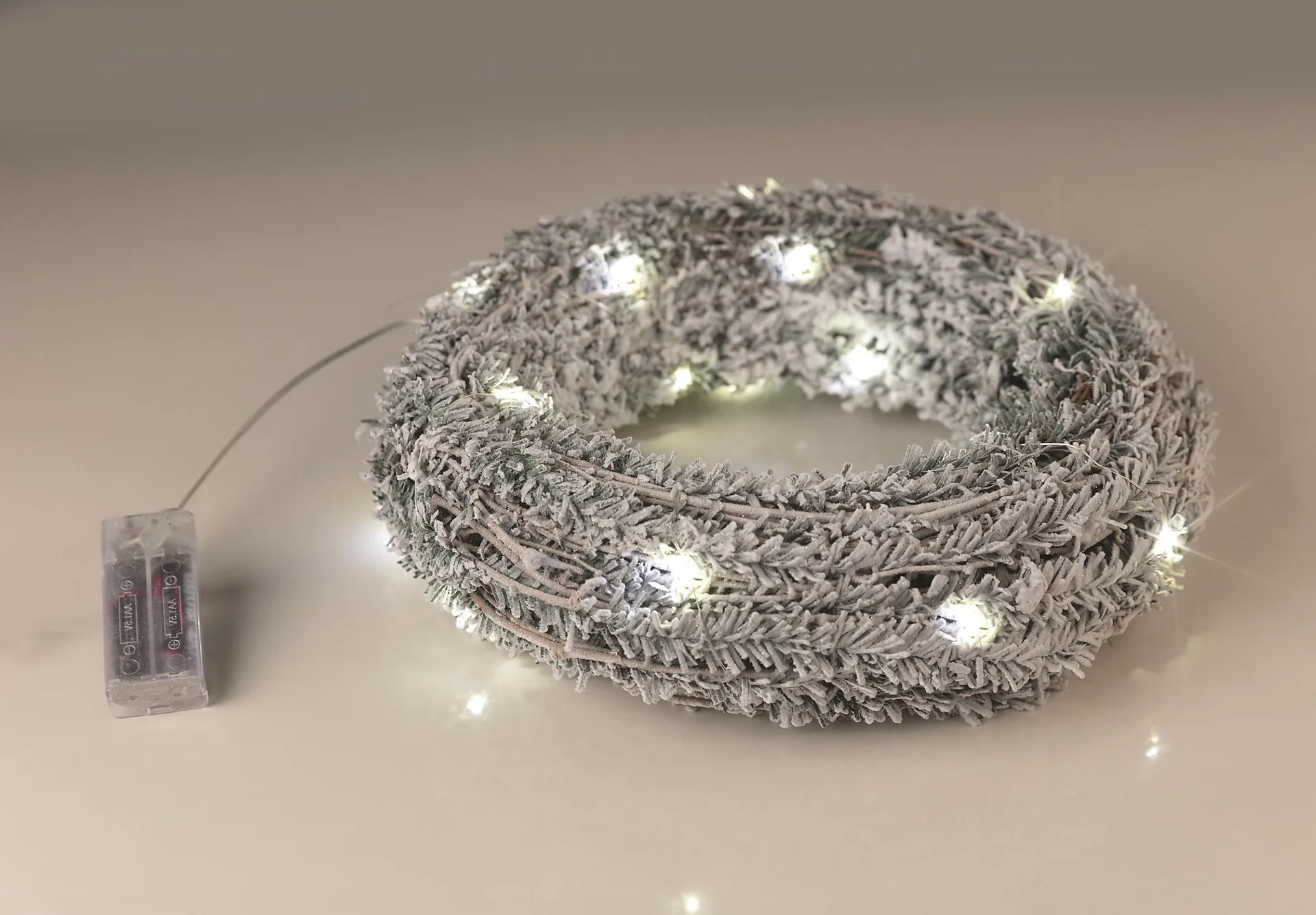 Weihnachtskranz mit LED - 0