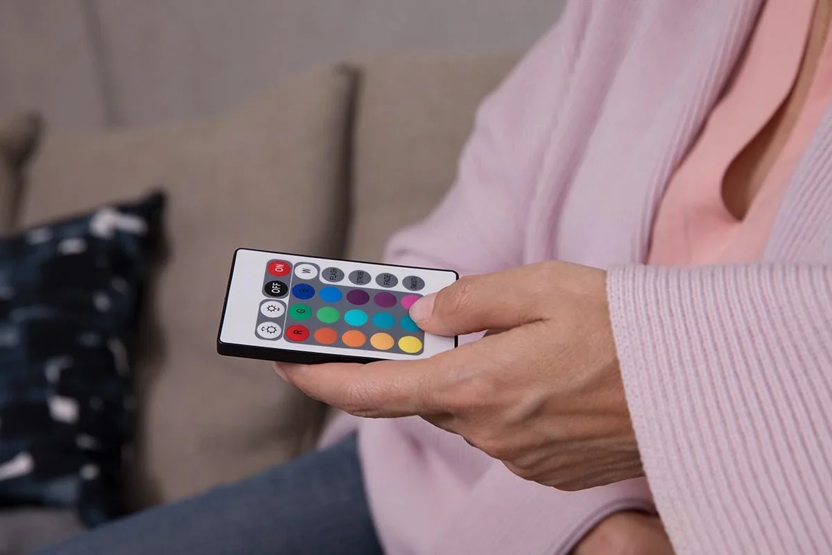 LED Lampe Star mit Remote Control, 9 Watt, E27, warmweiß,RGB dimmbar - 0