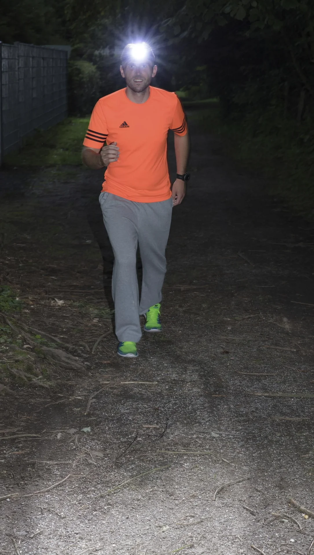 Stirnlampe mit 19 LED's inkl. Batterien - 4