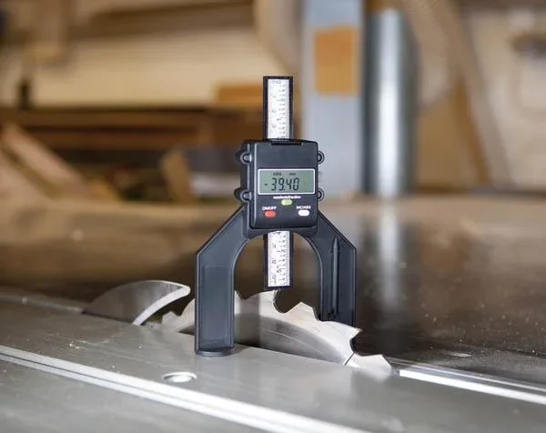 Digitaler Tiefenmesser/ Tiefenlehre - 0