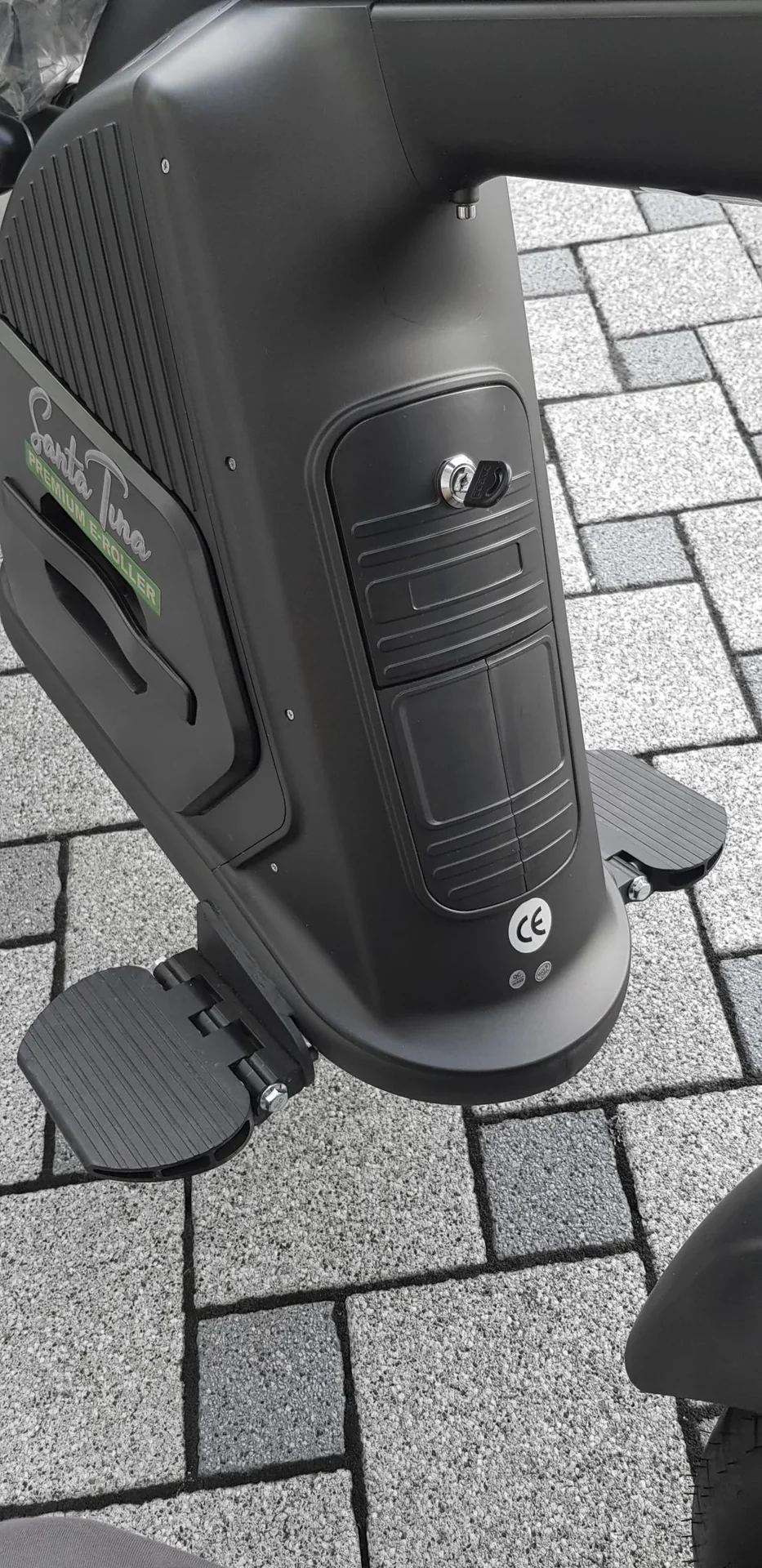 Elektro-Roller La Spezia Plus, 45 km/h, 2000 Watt, 60V/30 Ah Lithium-Ionen Akku, schwarz - 0