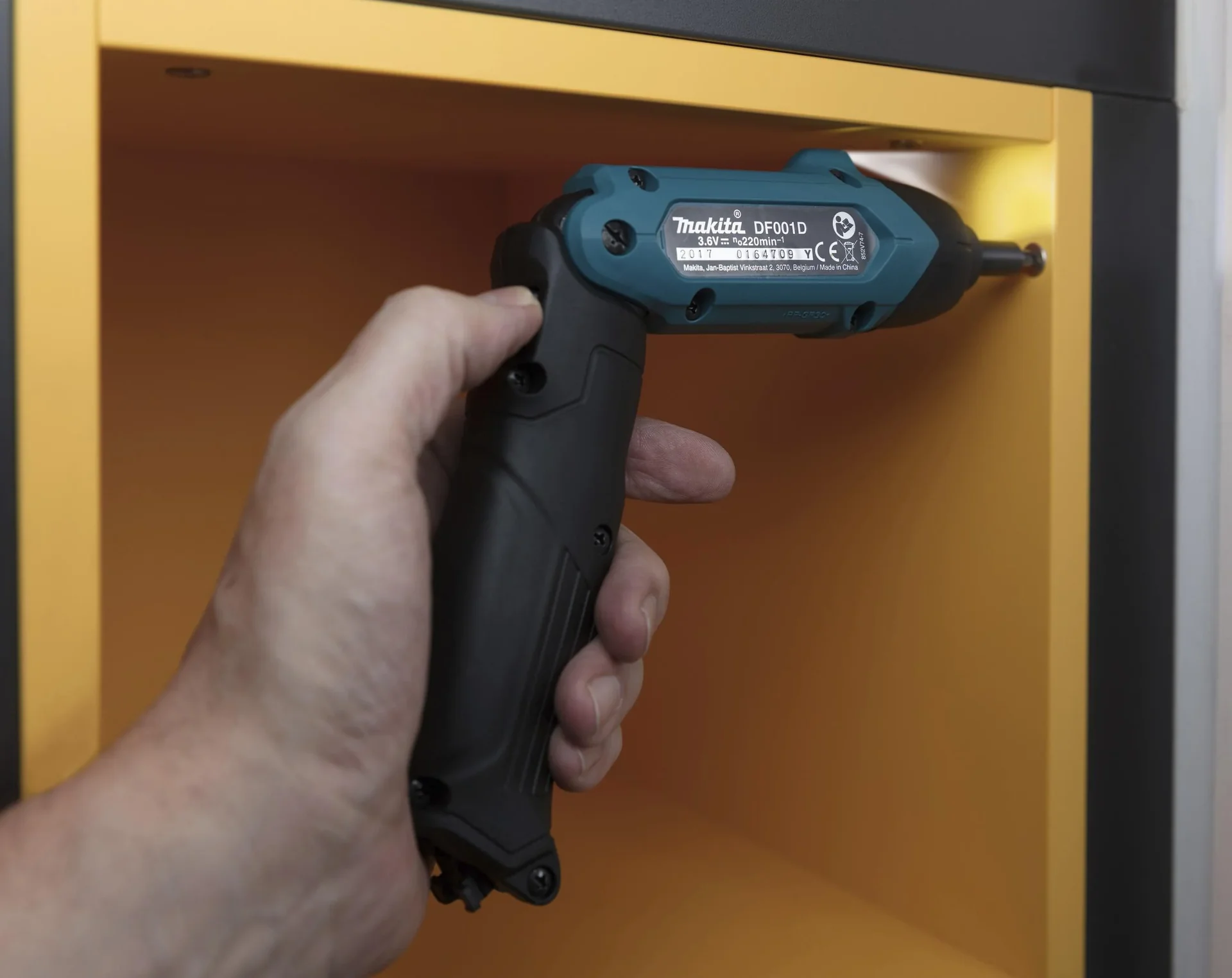 Akku-Knickschrauber DF001DW 3,6 Volt - 6