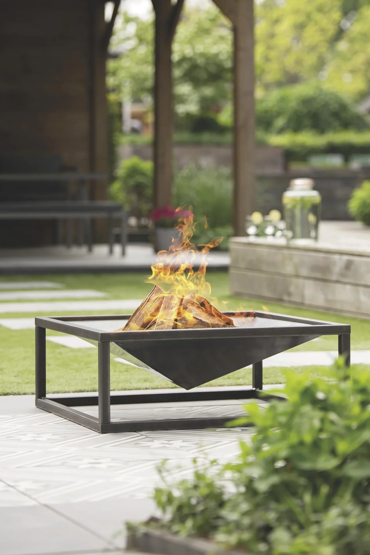 Kamin Thor handgefertigter Metall-Kamin in poliertem rostfarbenem Stahl Größe 110 cm - 3