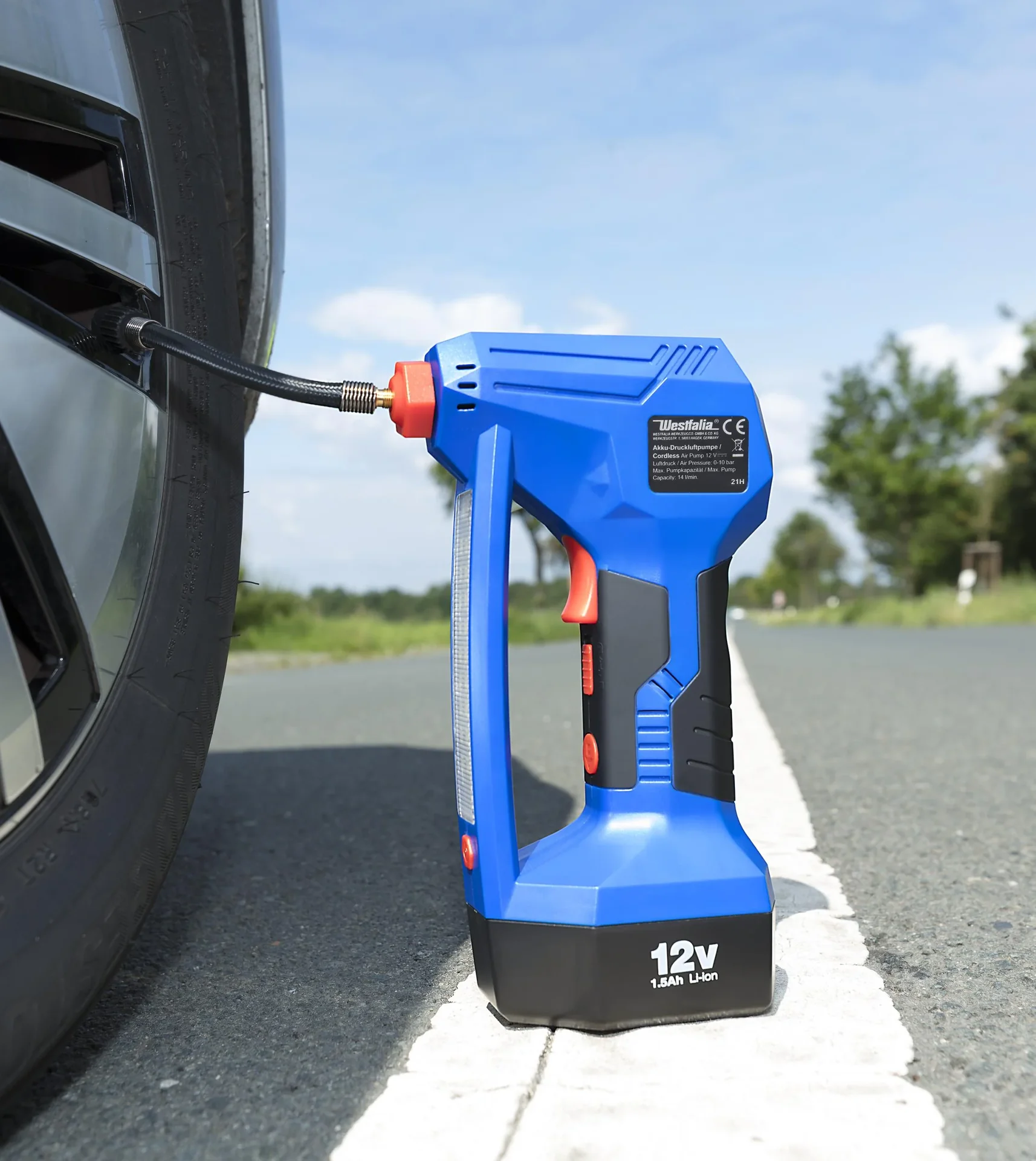 12 Volt Akku Druckluftpumpe - mit Arbeits- und Warnleuchte - "Hybrid" - 0