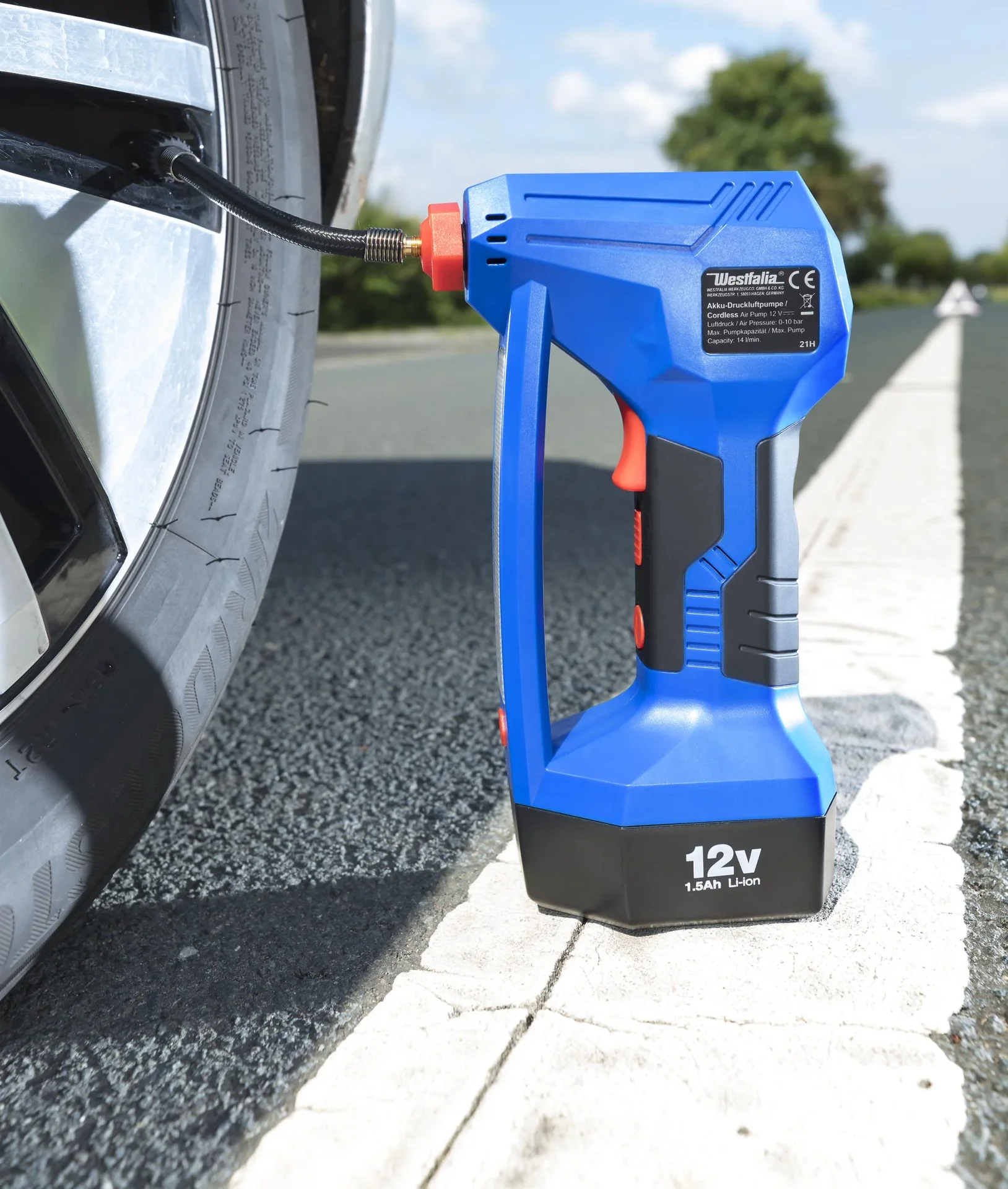 12 Volt Akku Druckluftpumpe - mit Arbeits- und Warnleuchte - "Hybrid" - 8