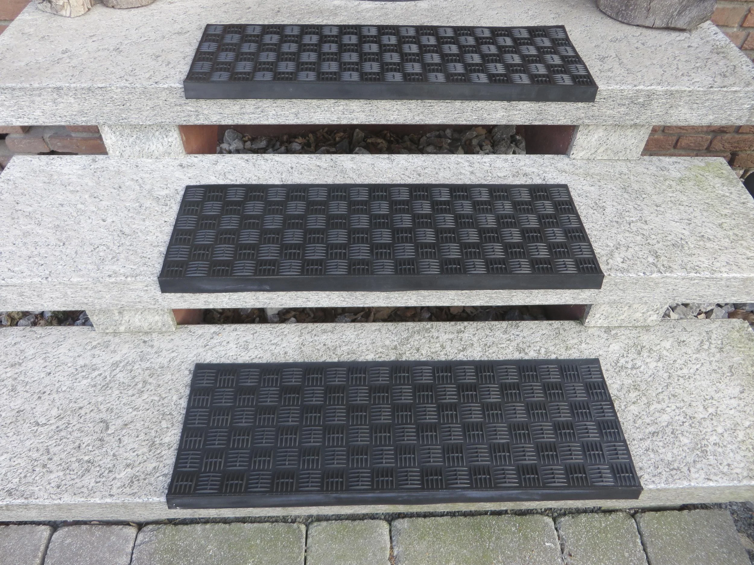 Gummi Winkel - Stufenmatte, schwarz - 0